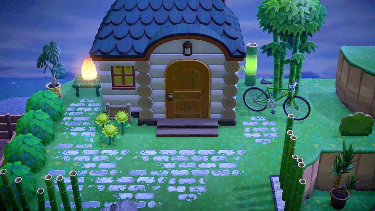 I designed this yard for Lyman BEFORE he moved in. But he’s home now