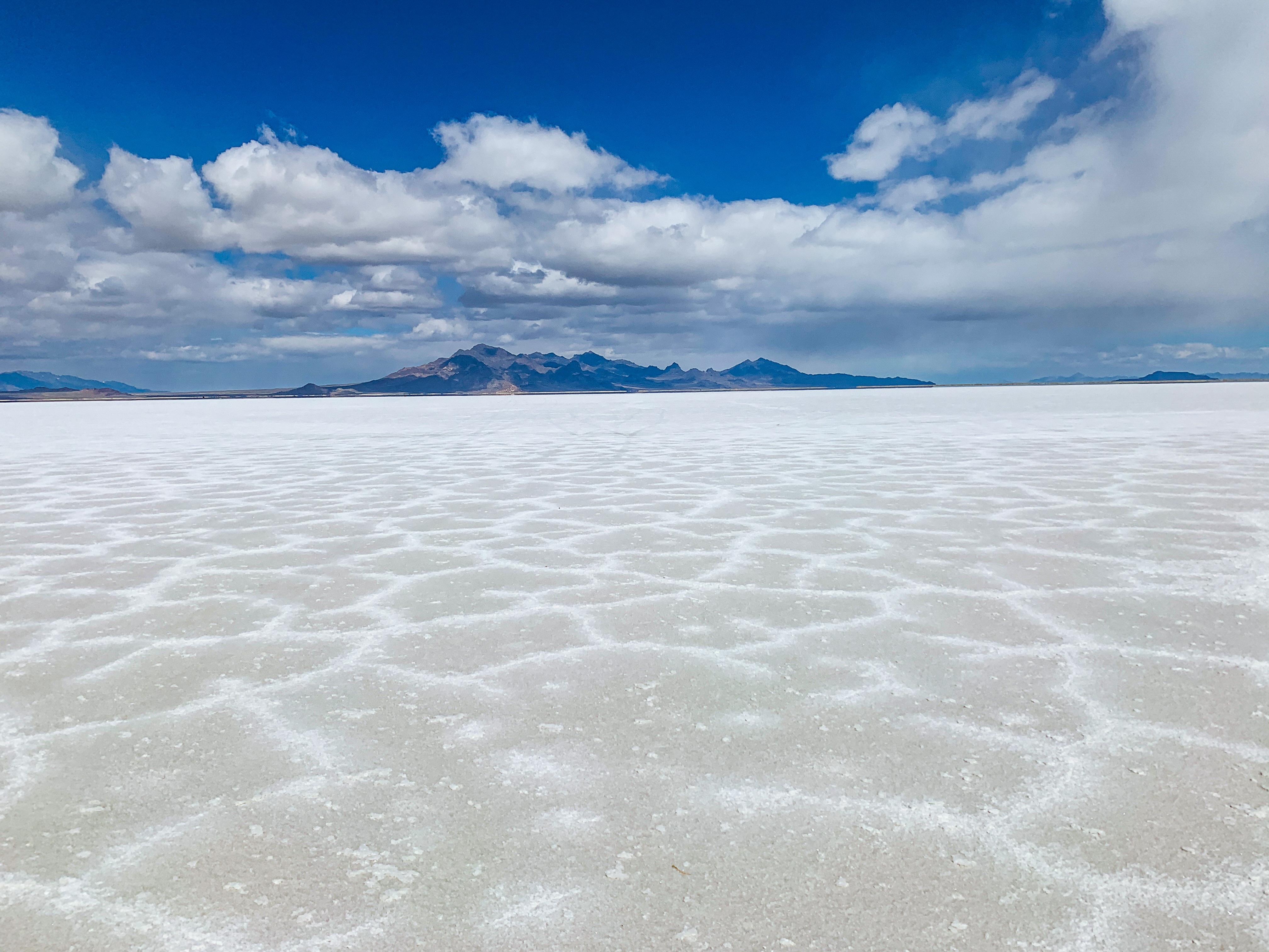 Bonneville Salt Flats, Utah r/Outdoors