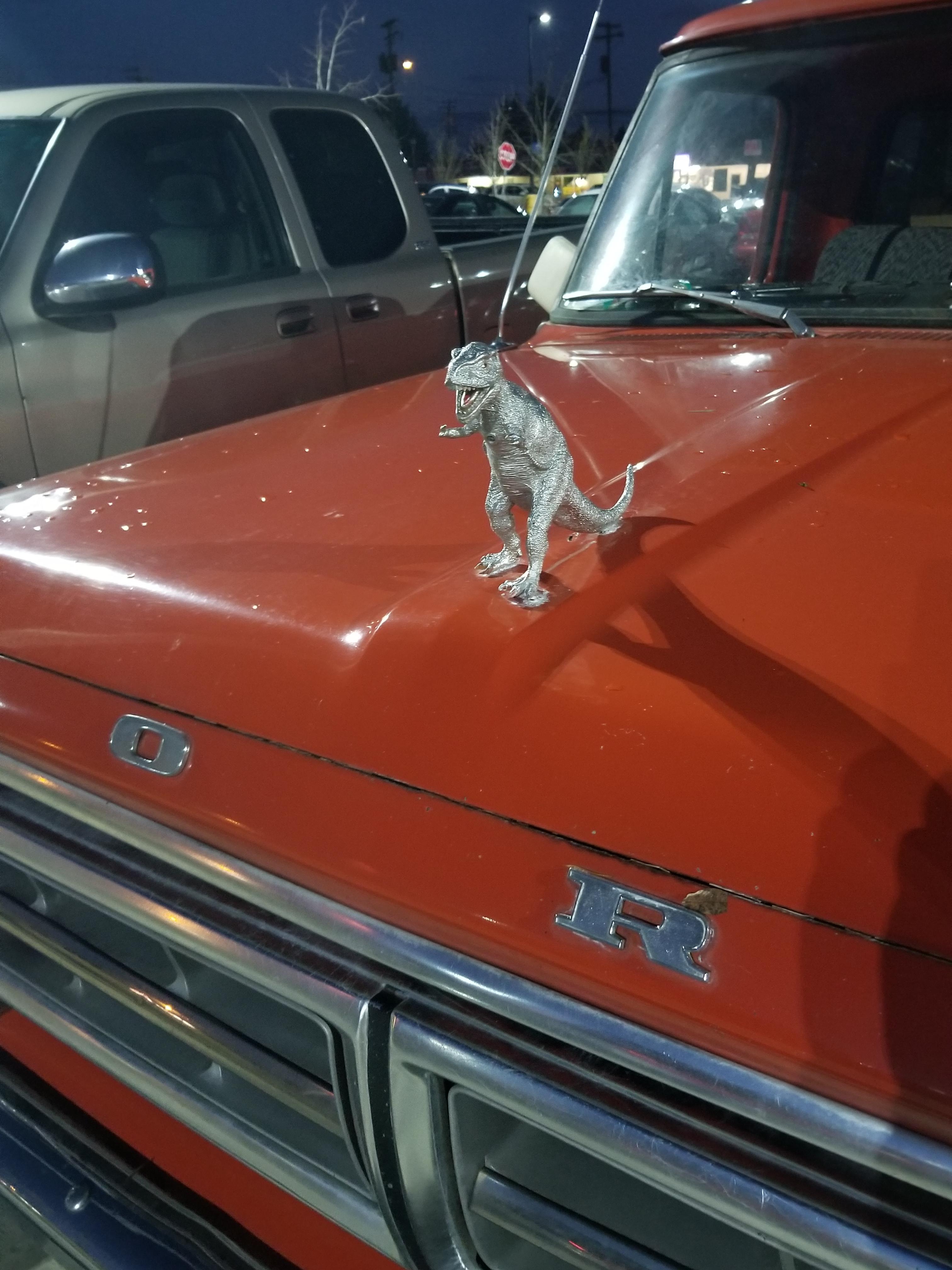 This hood ornament really completes the truck! r/AwesomeCarMods