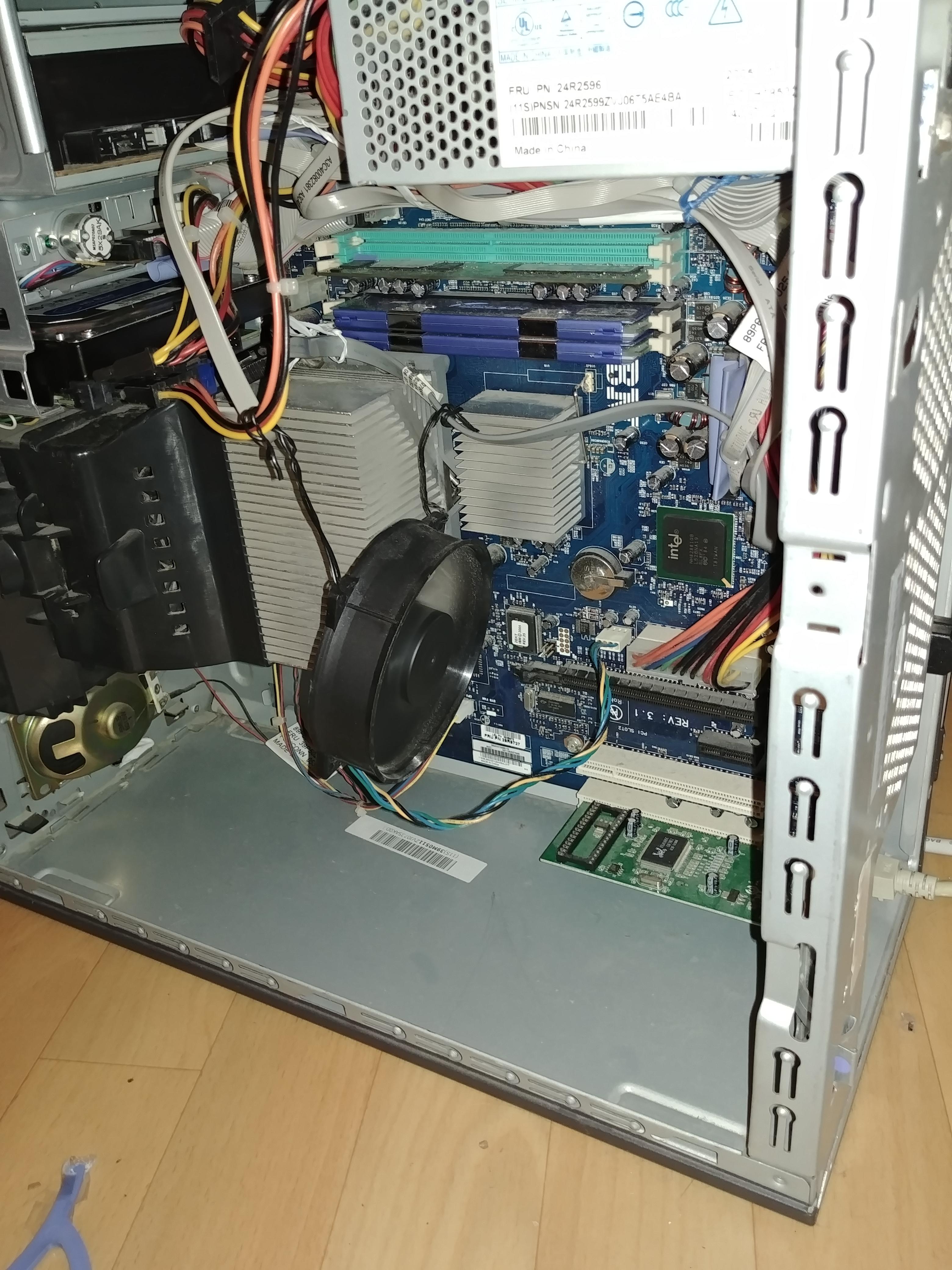 Overheating Networking card? Just hang some old fan with "cableties" on