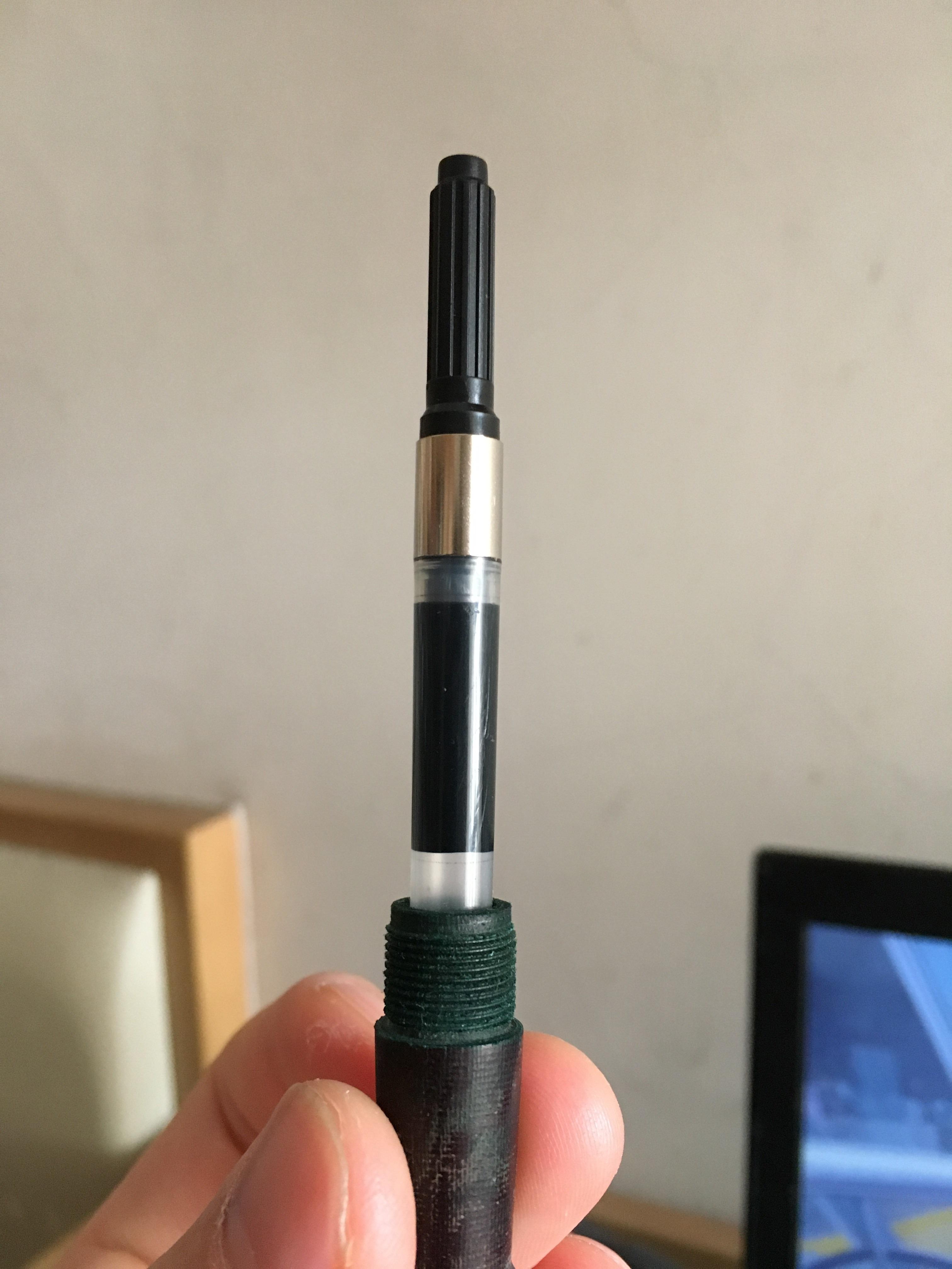 [advice request] Ink stays on the top of converter at times, making pen