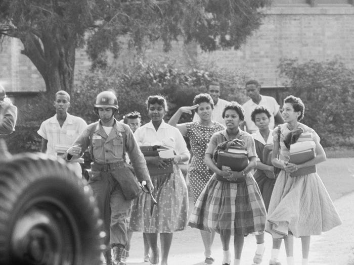 Little Rock Nine integrates public high school (1957) [700*525] r