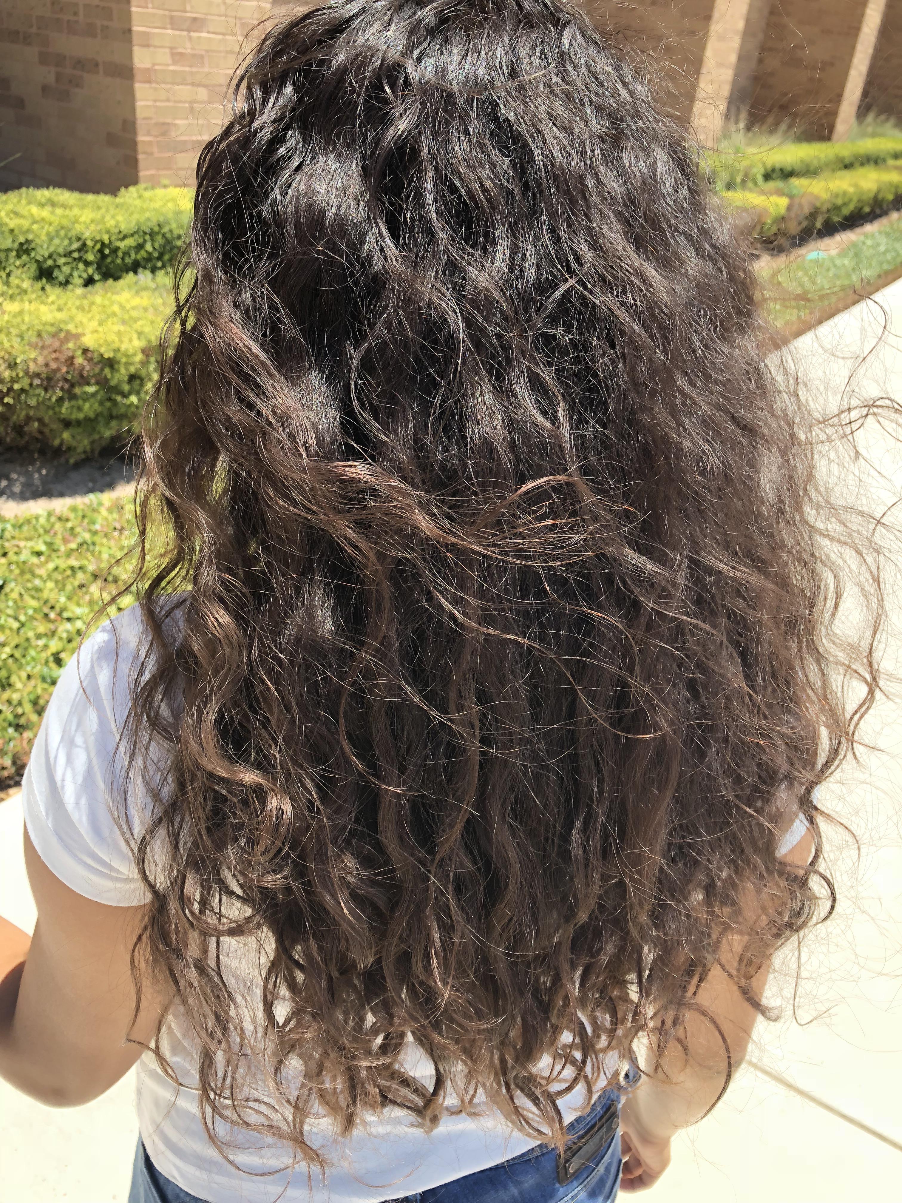 This is my hair in the summer (I use coconut oil and conditioner after