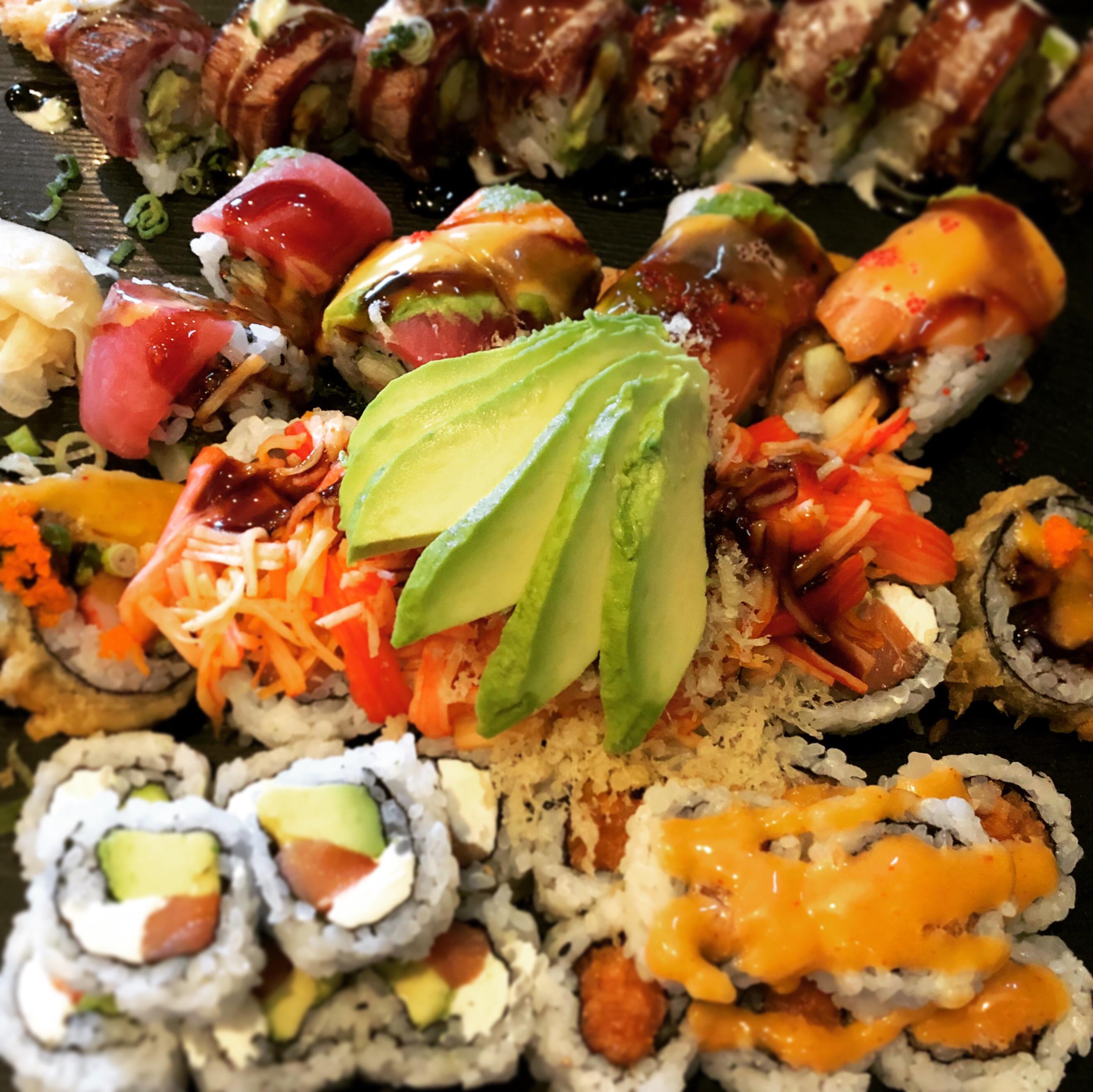 25 Sushi platter r/FoodPorn