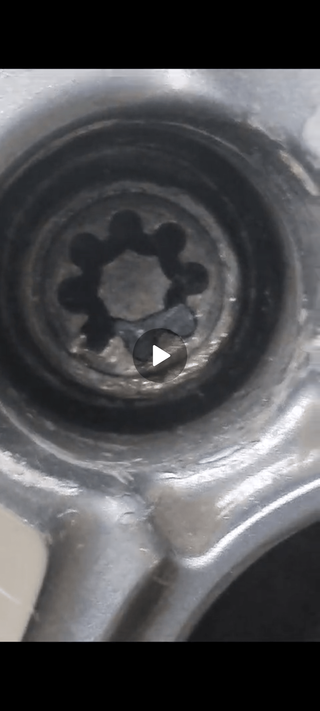 Locknut key broke off inside wheel r/MechanicAdvice