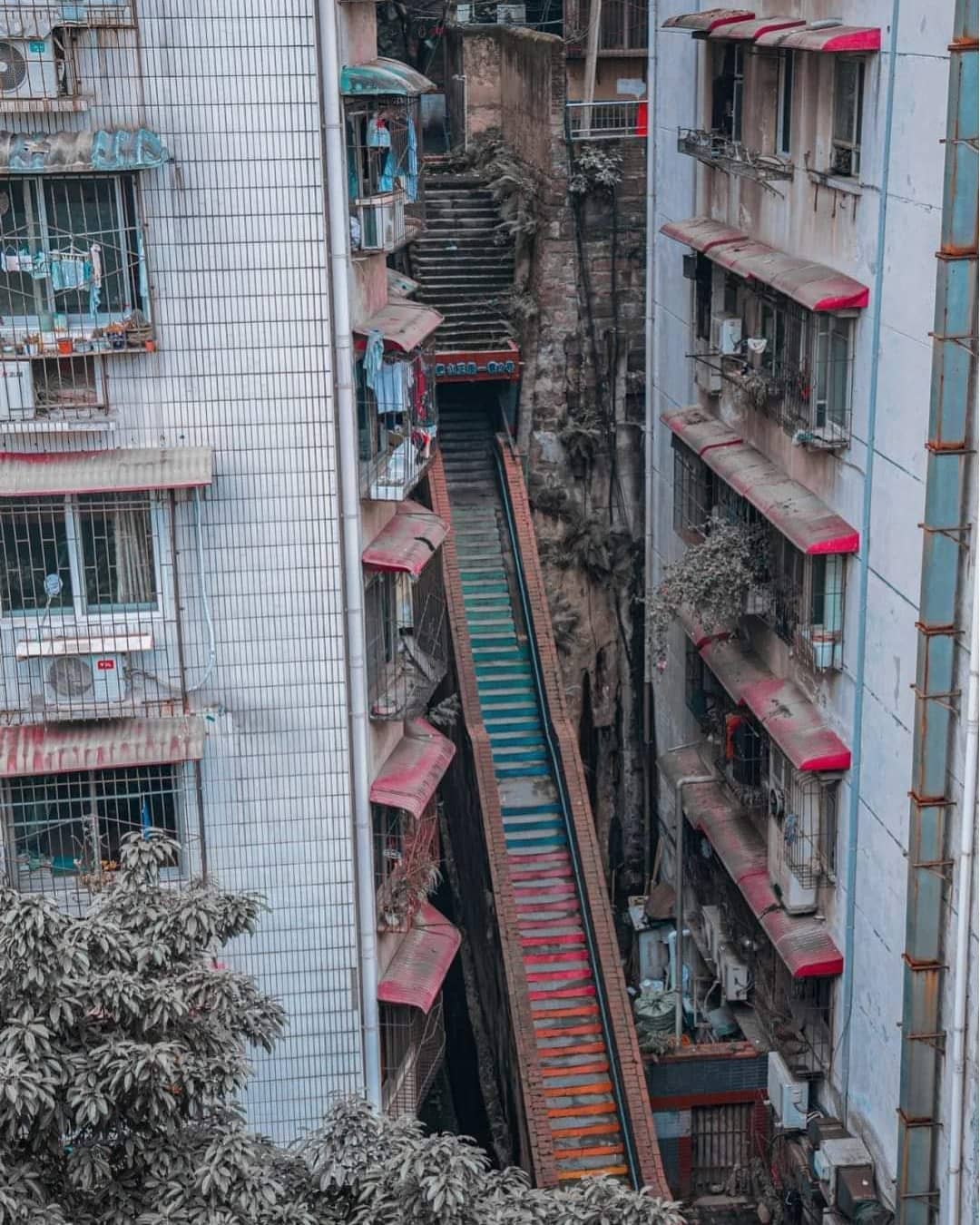 Old chongqing apartments r/UrbanHell