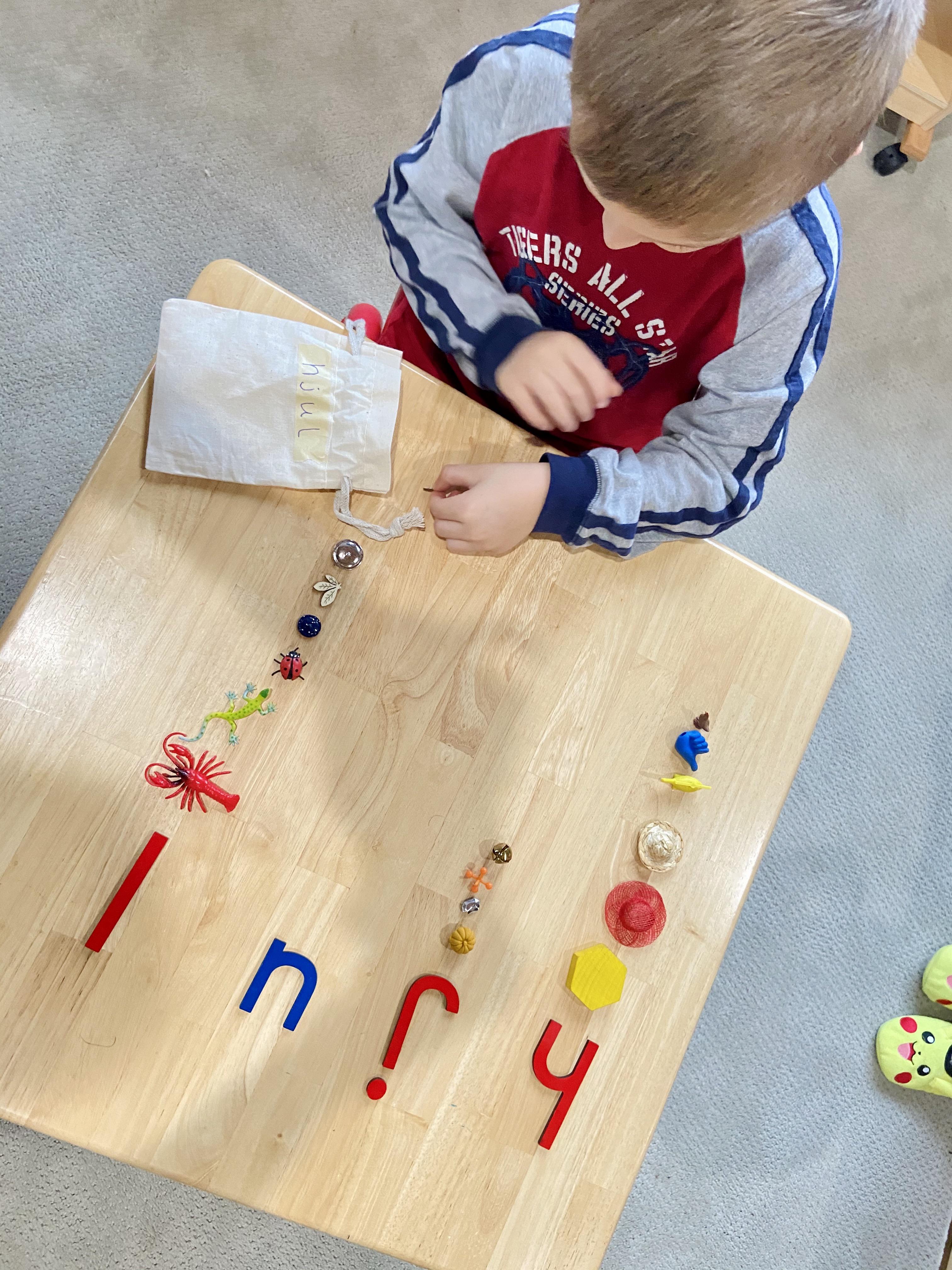 Mystery bag! Fun way to learn and practice phonics. The child pulls out
