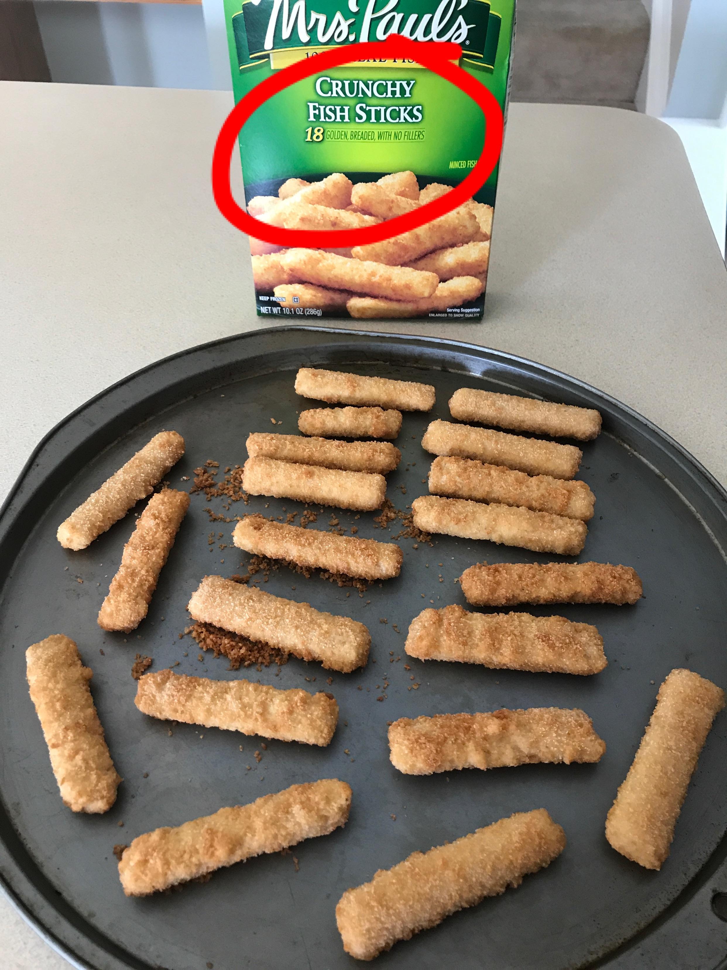 Kanye would be thrilled at two bonus fish sticks. r/ExpectationVsReality