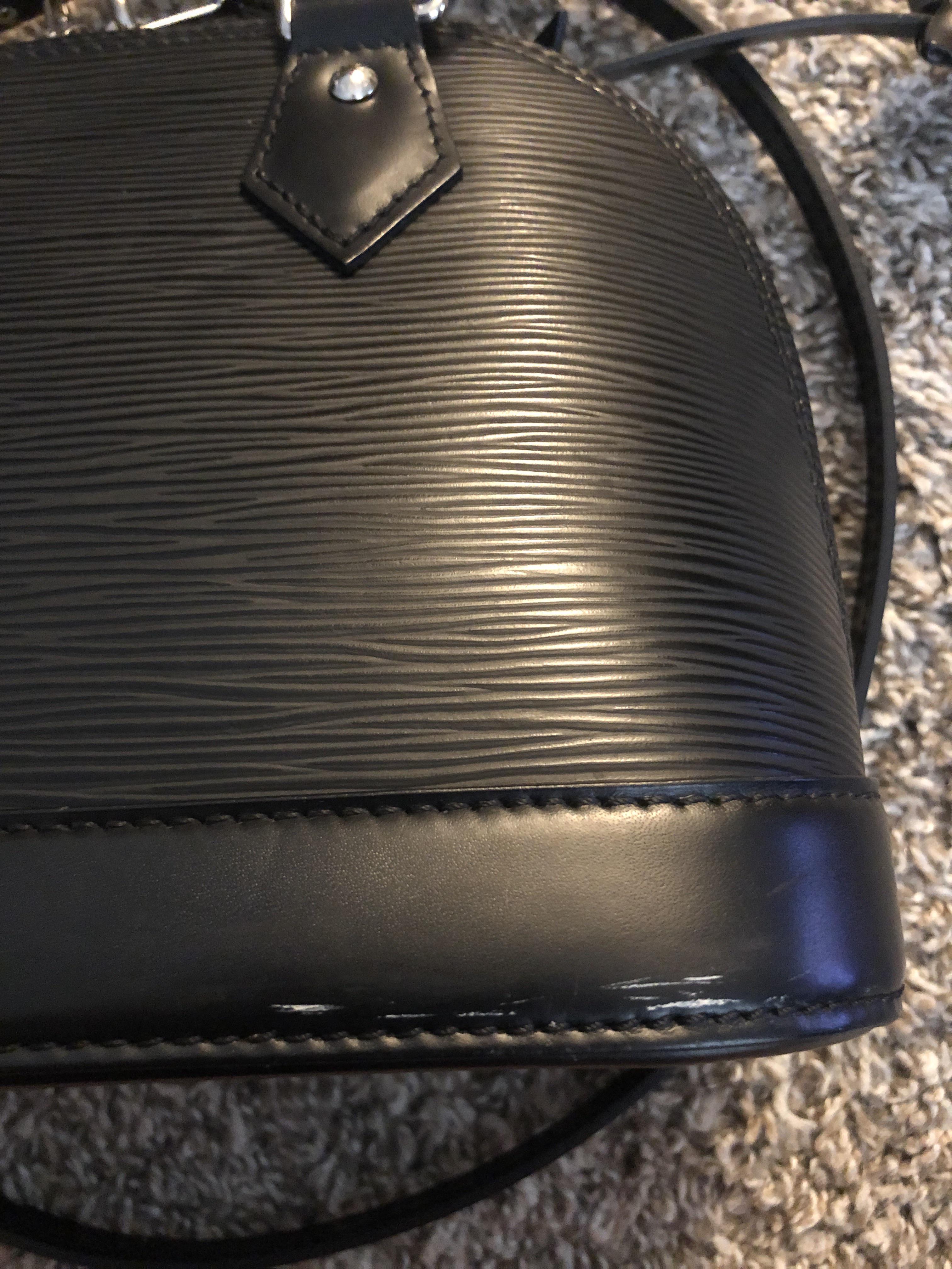 Scuff Marks?? How to get rid of them?? r/Louisvuitton