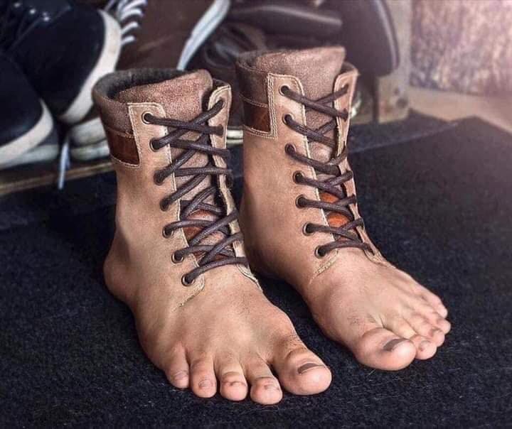 Barefoot climbing without hurt feet! r/ClimbingCircleJerk