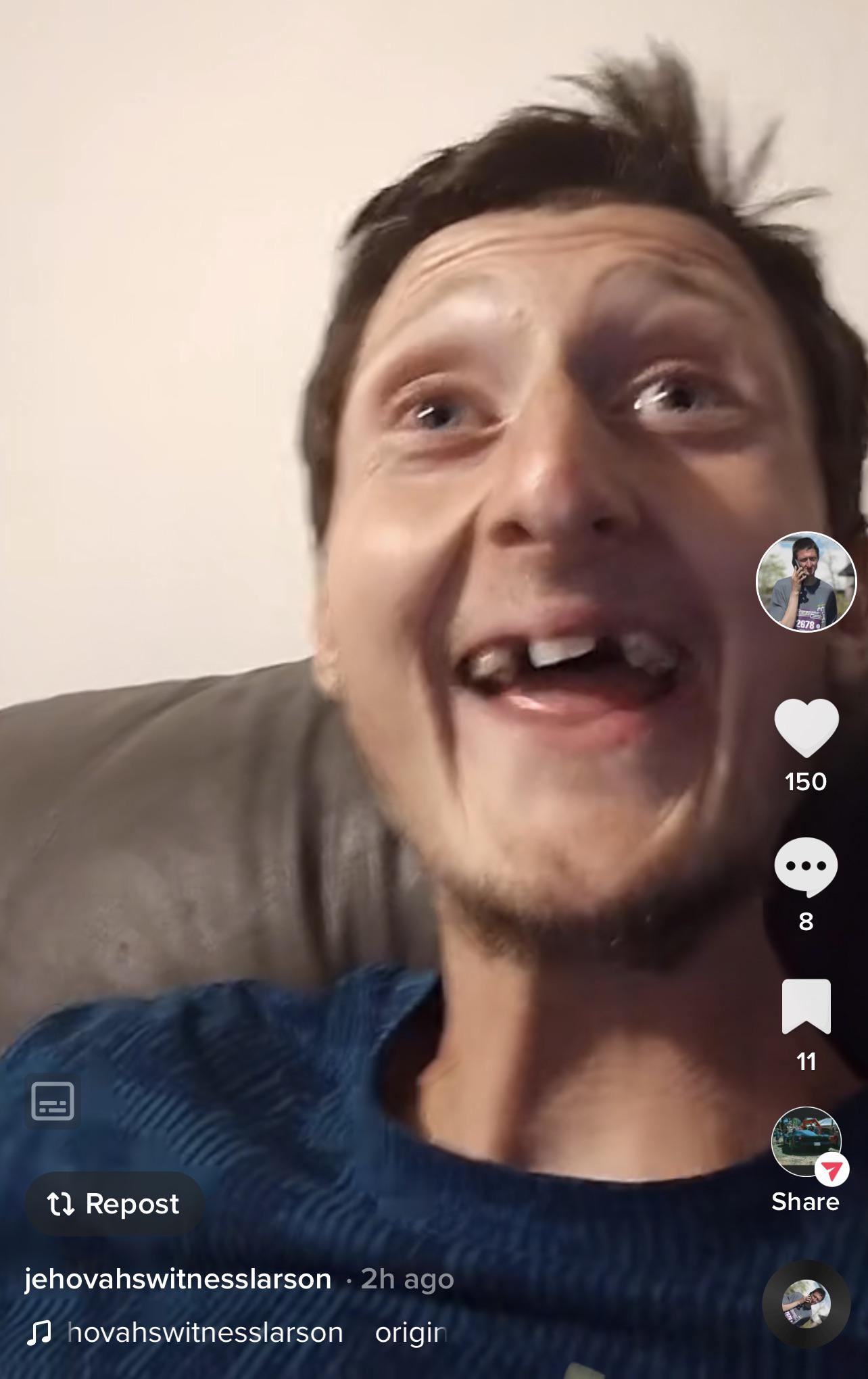 Daniel Larson’s latest teeth pic r/Daniellarson