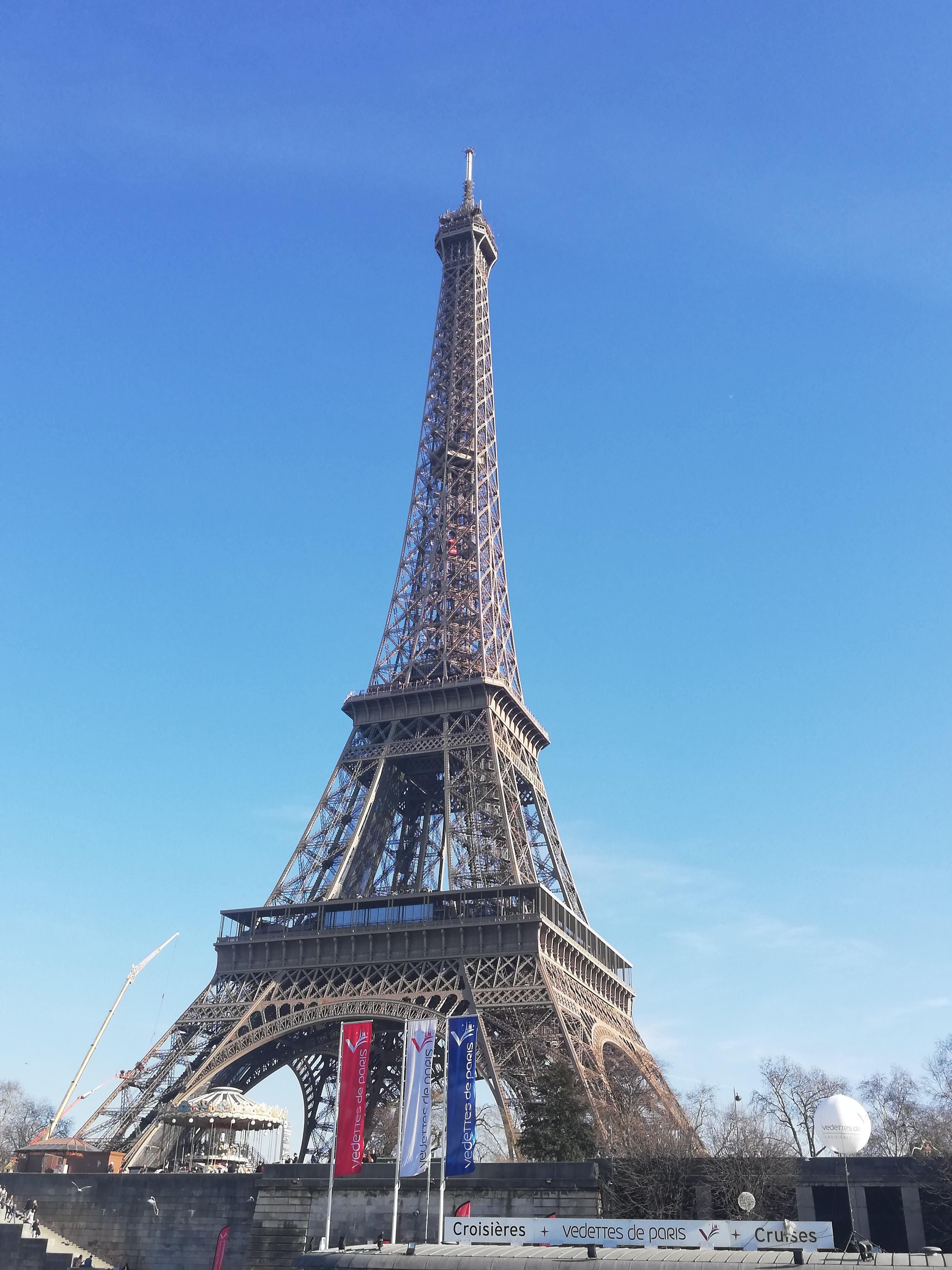 My best picture on my first trip out of my home country r/pics