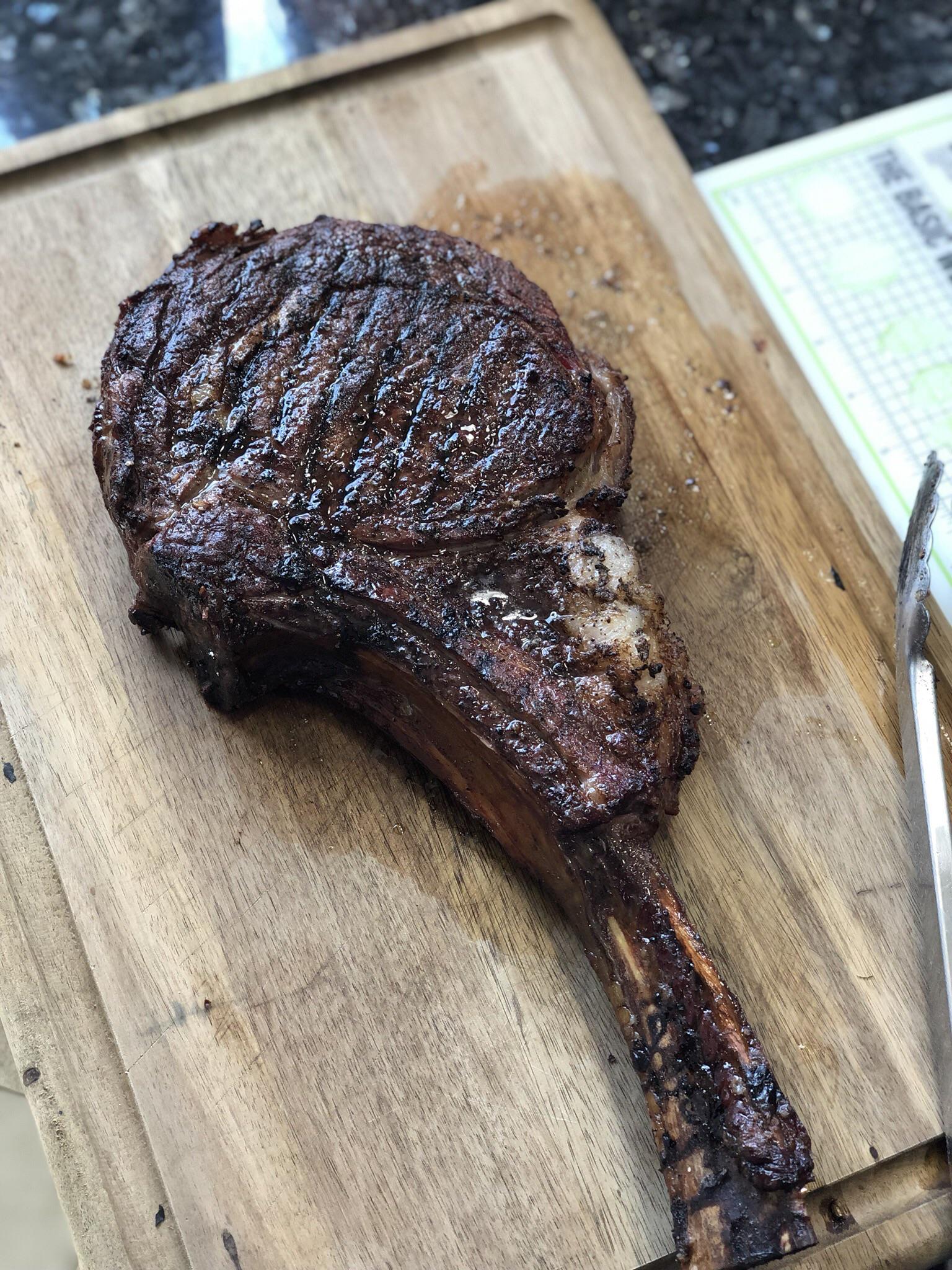 Smoked/charcoal chimney reverse sear 3.5 lb tomahawk r/steak