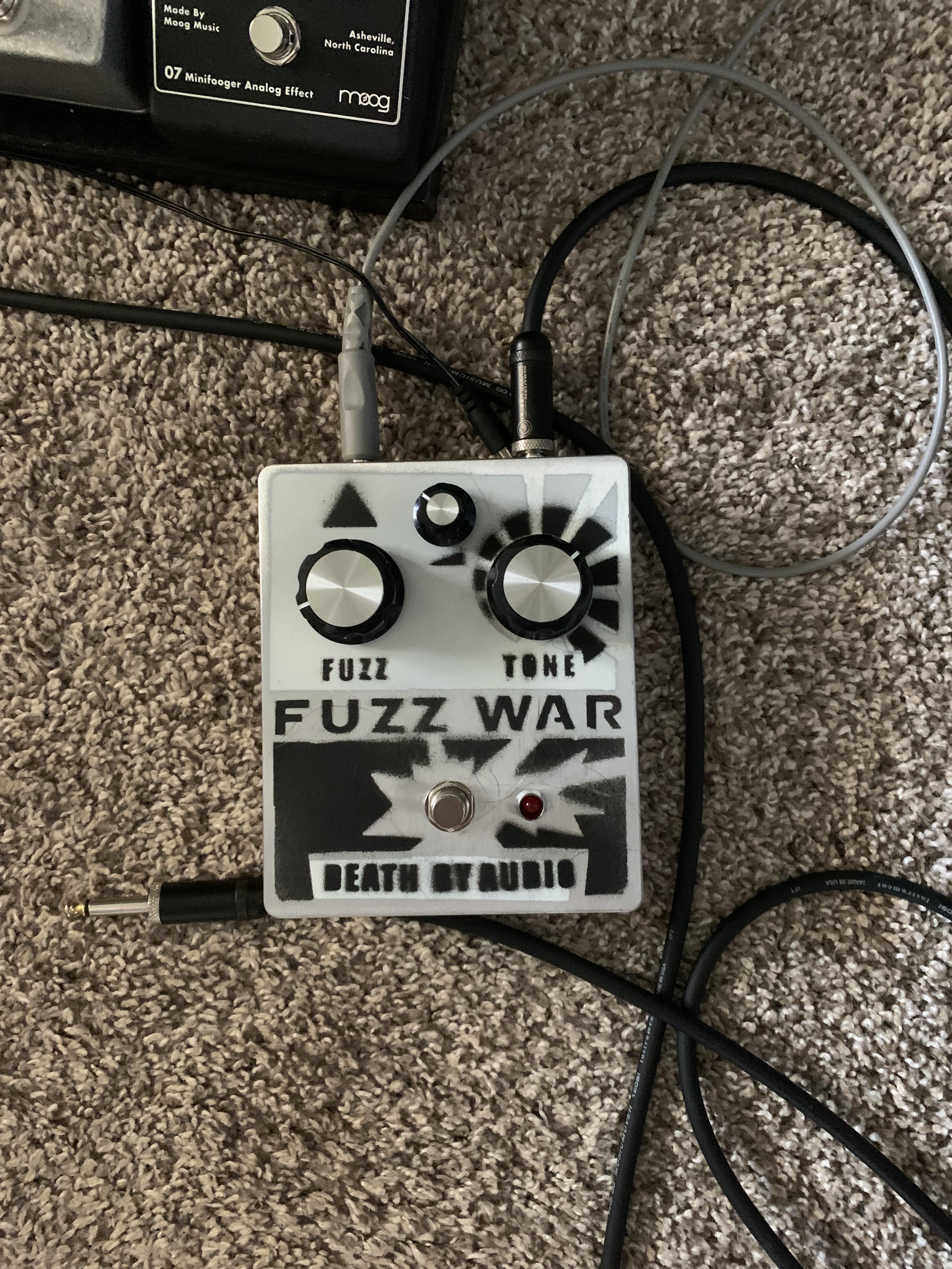 NPD: DBA Fuzz War : r/guitarpedals
