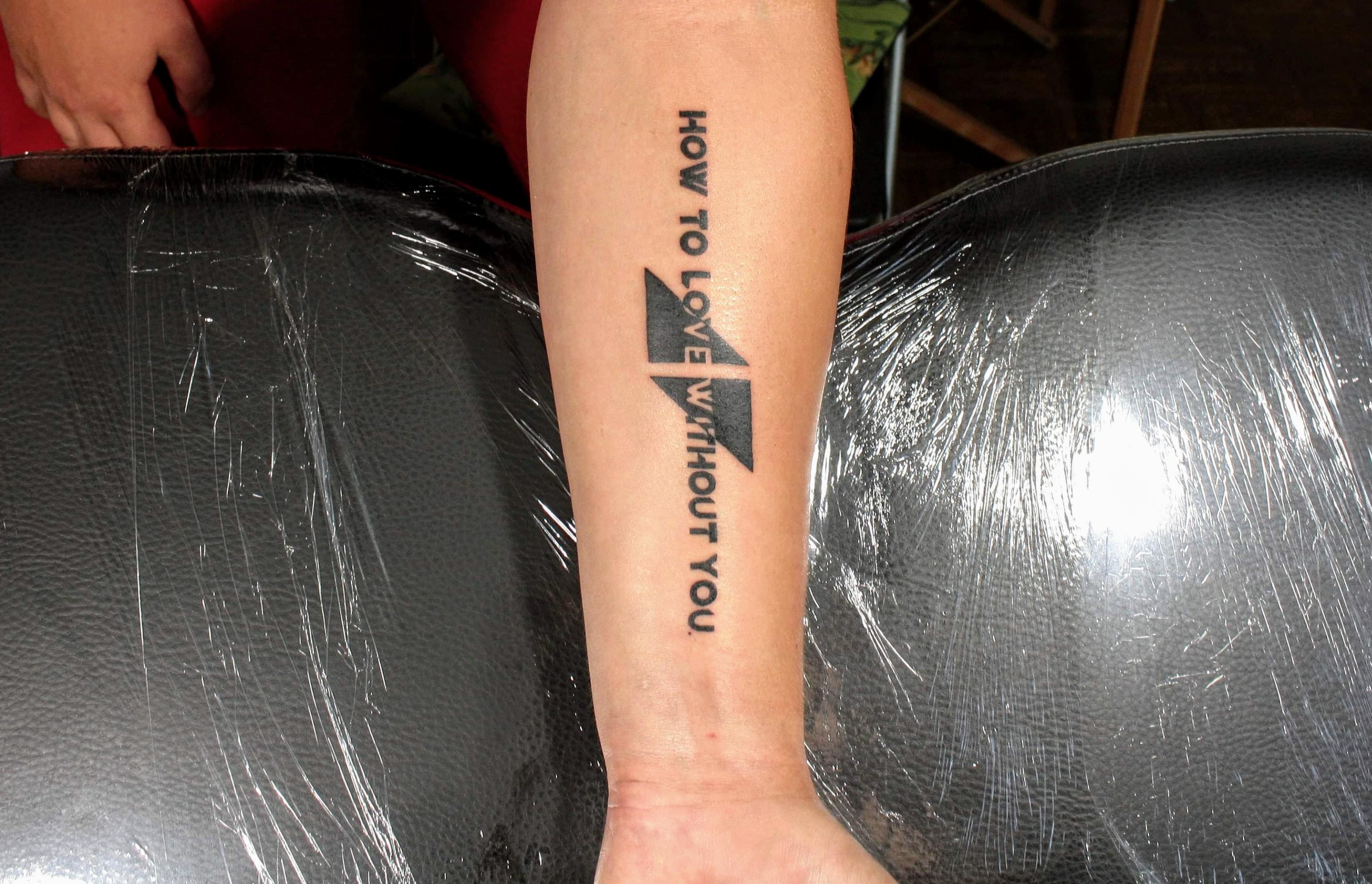 Rest In Peace Legend. 🖤 You'll Live Forever In Our Hearts. : R/Avicii 1983_x_3078_jpg