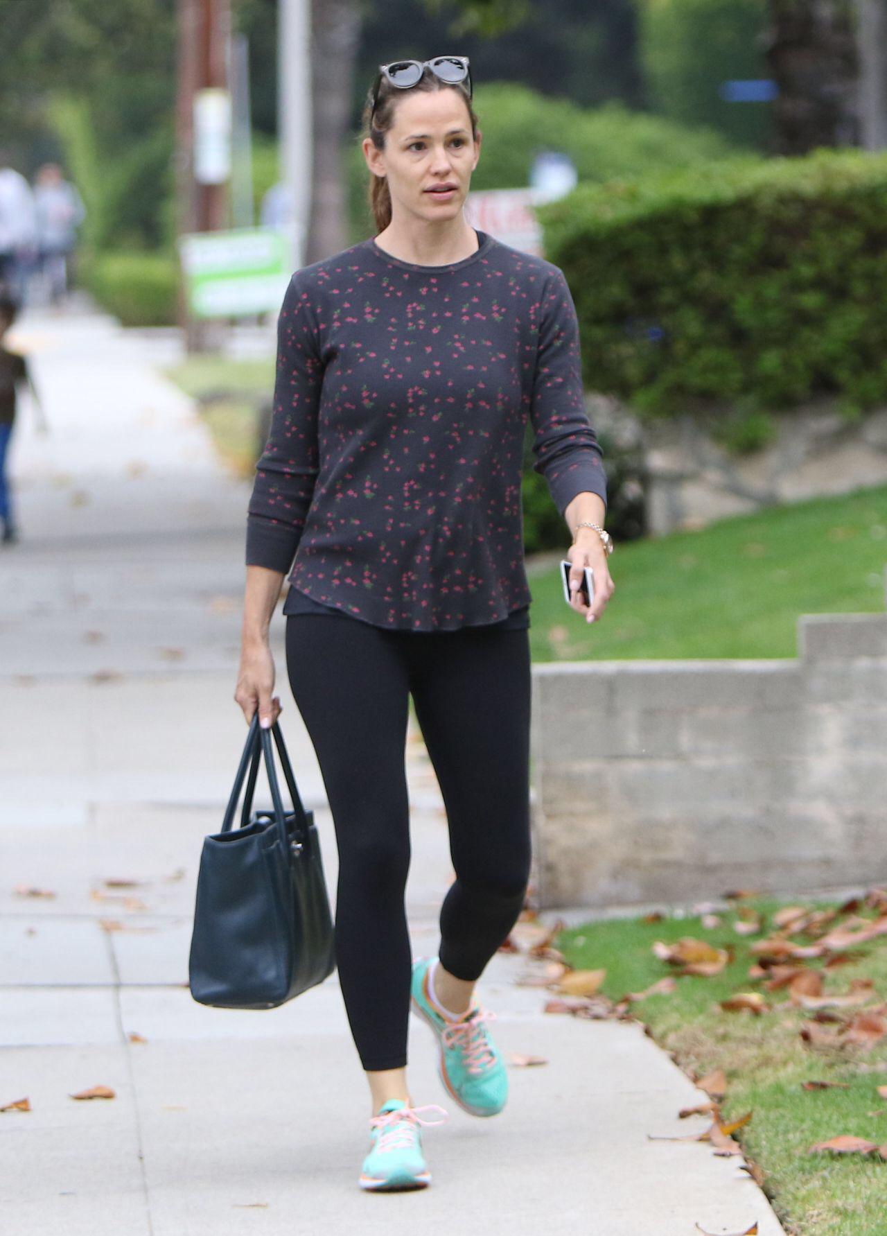 🔞Jennifer Garner - Out and about - Los Angeles, CA - June 9, 2016 | Jennifer Garner NUDE