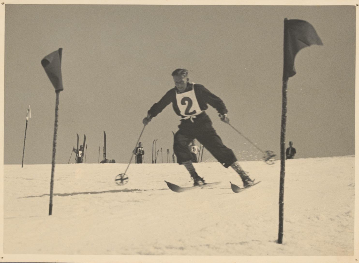 Skiing on Mount Hotham, Wangaratta Ski Club, 1930s r/AustralianCulture