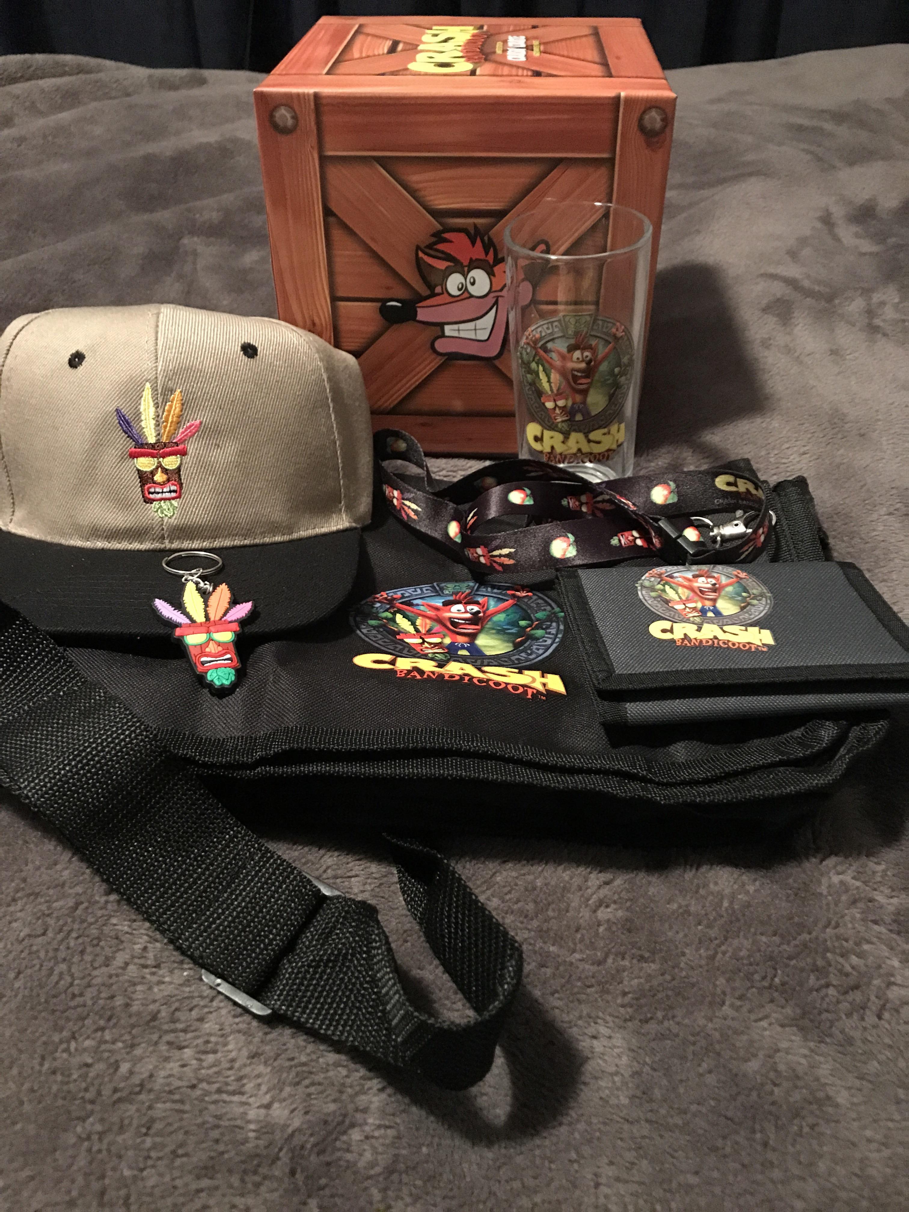 Got a Limited Edition Crash Crate from JB HiFi r/crashbandicoot