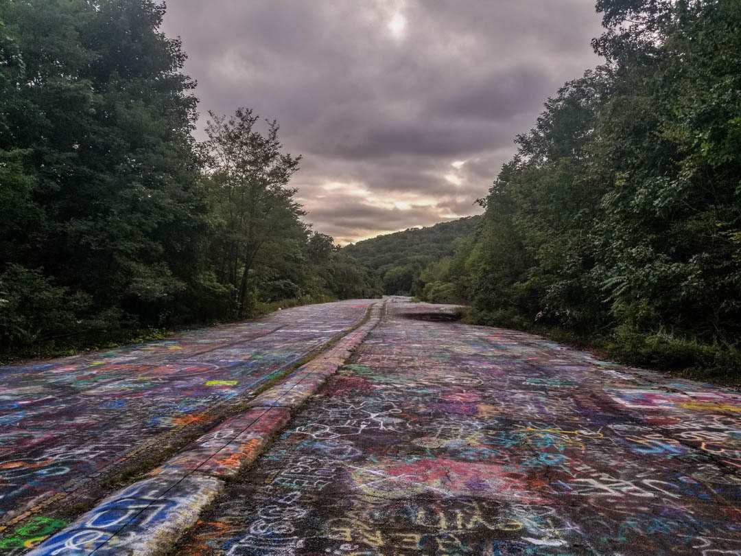 “Graffiti Highway” Centralia Pennsylvania r/interestingasfuck