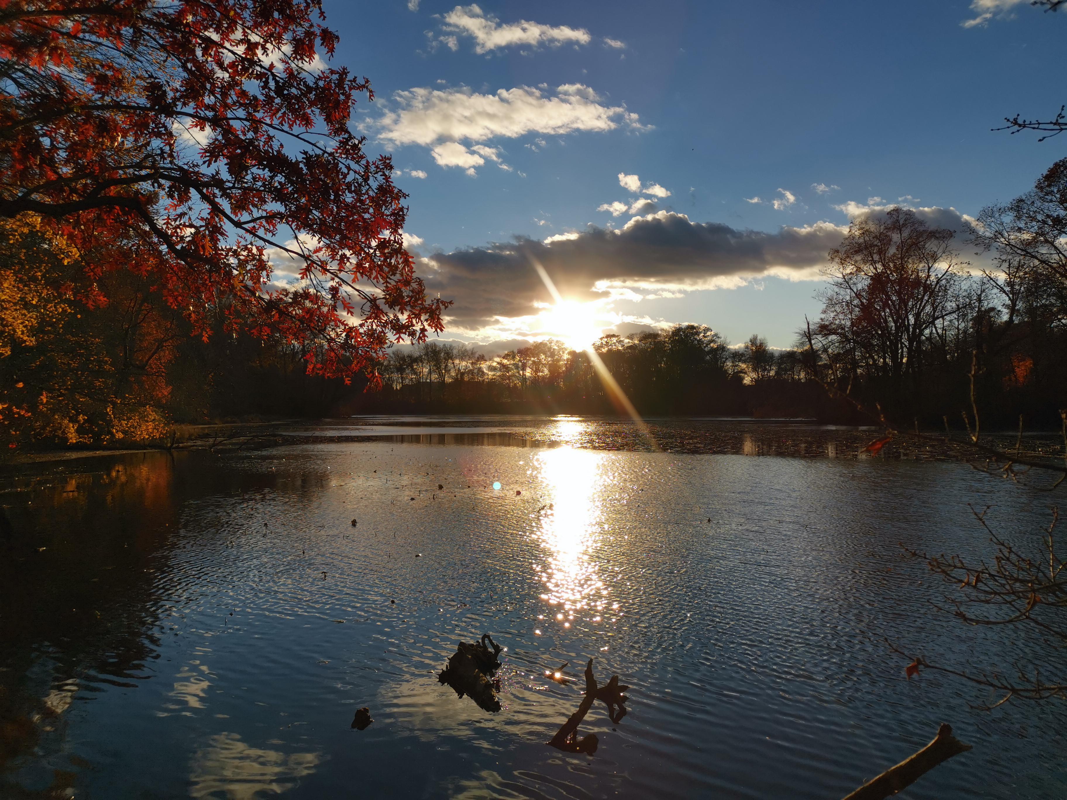Sunset Lake, Newark r/Delaware