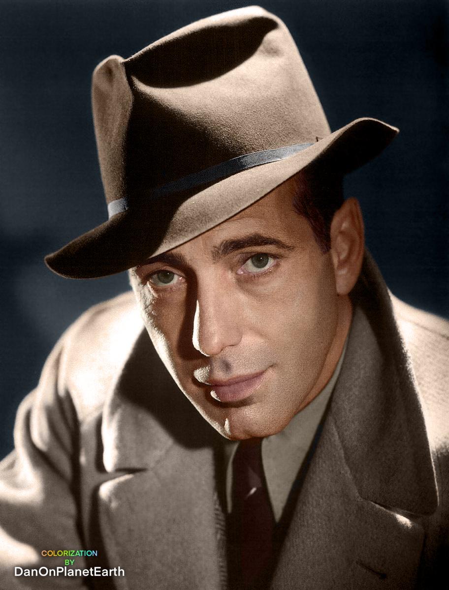 Humphrey Bogart in Casablanca (1942) : r/Colorization