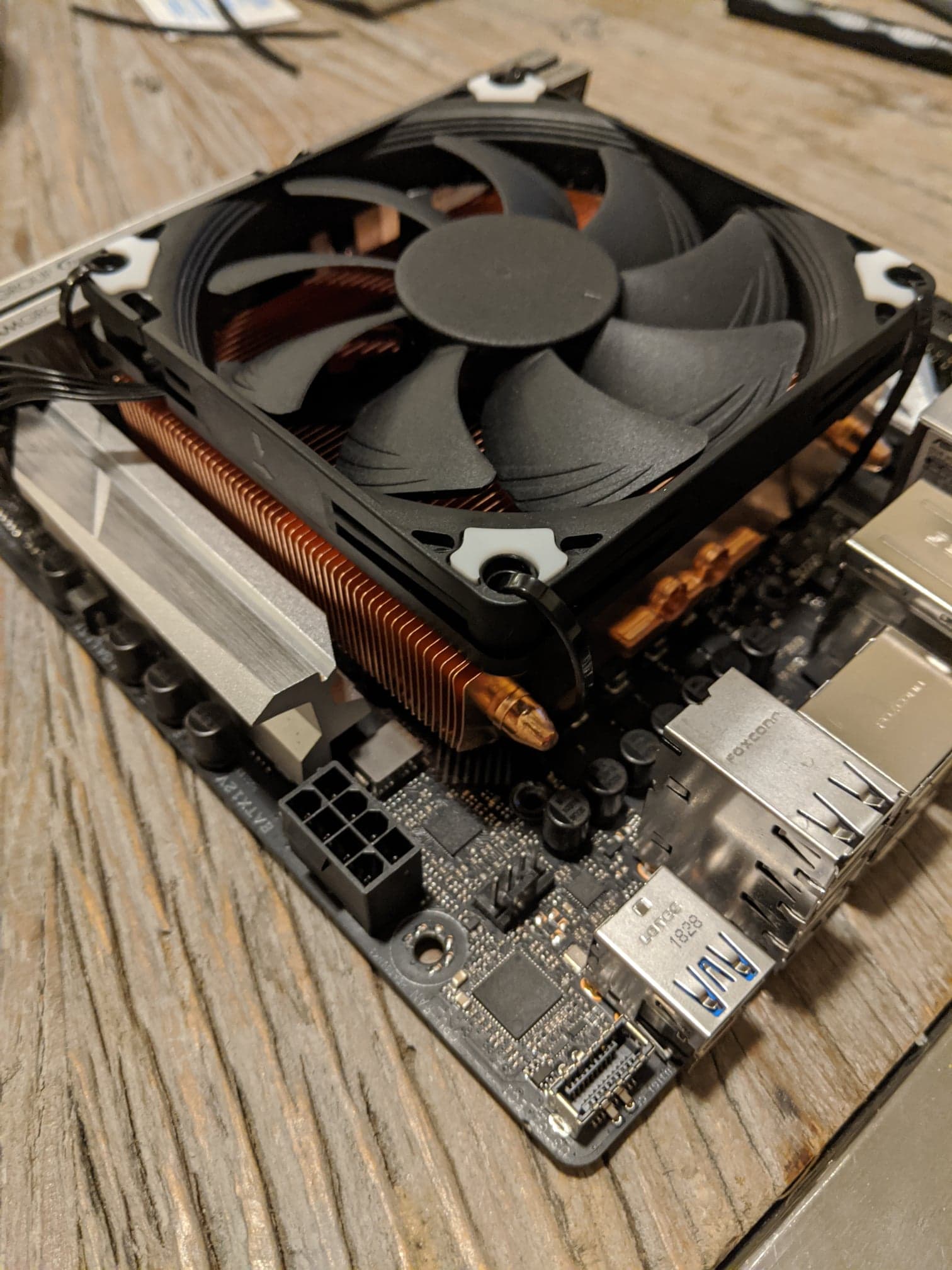 ROG Strix Z370I VRM Heatsink removed LP53 cooler Noctua NF A9x14 Chromax fan Zipties