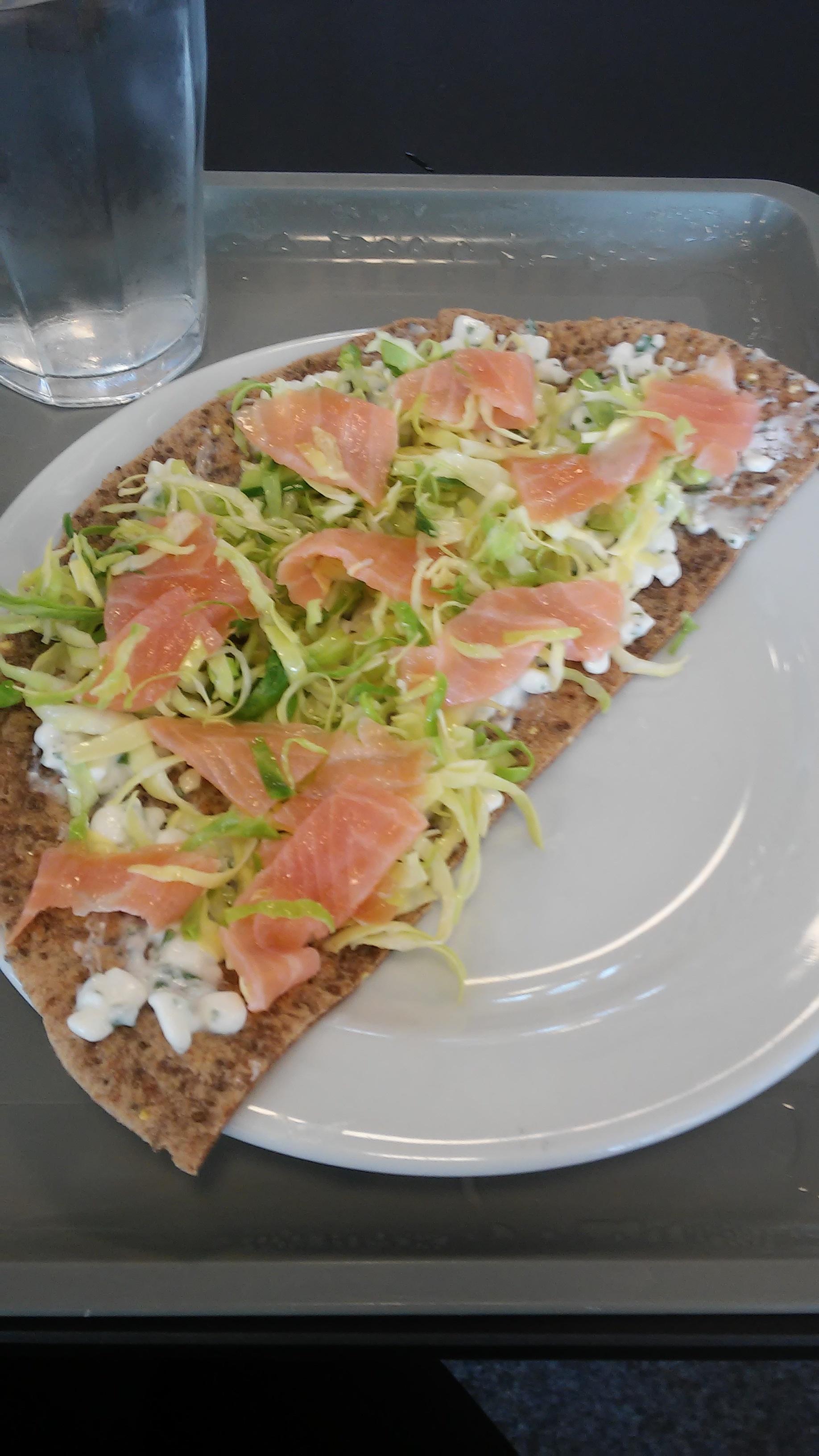 Lunch for 230 calories chia seed wrap with smoked salmon and cottage