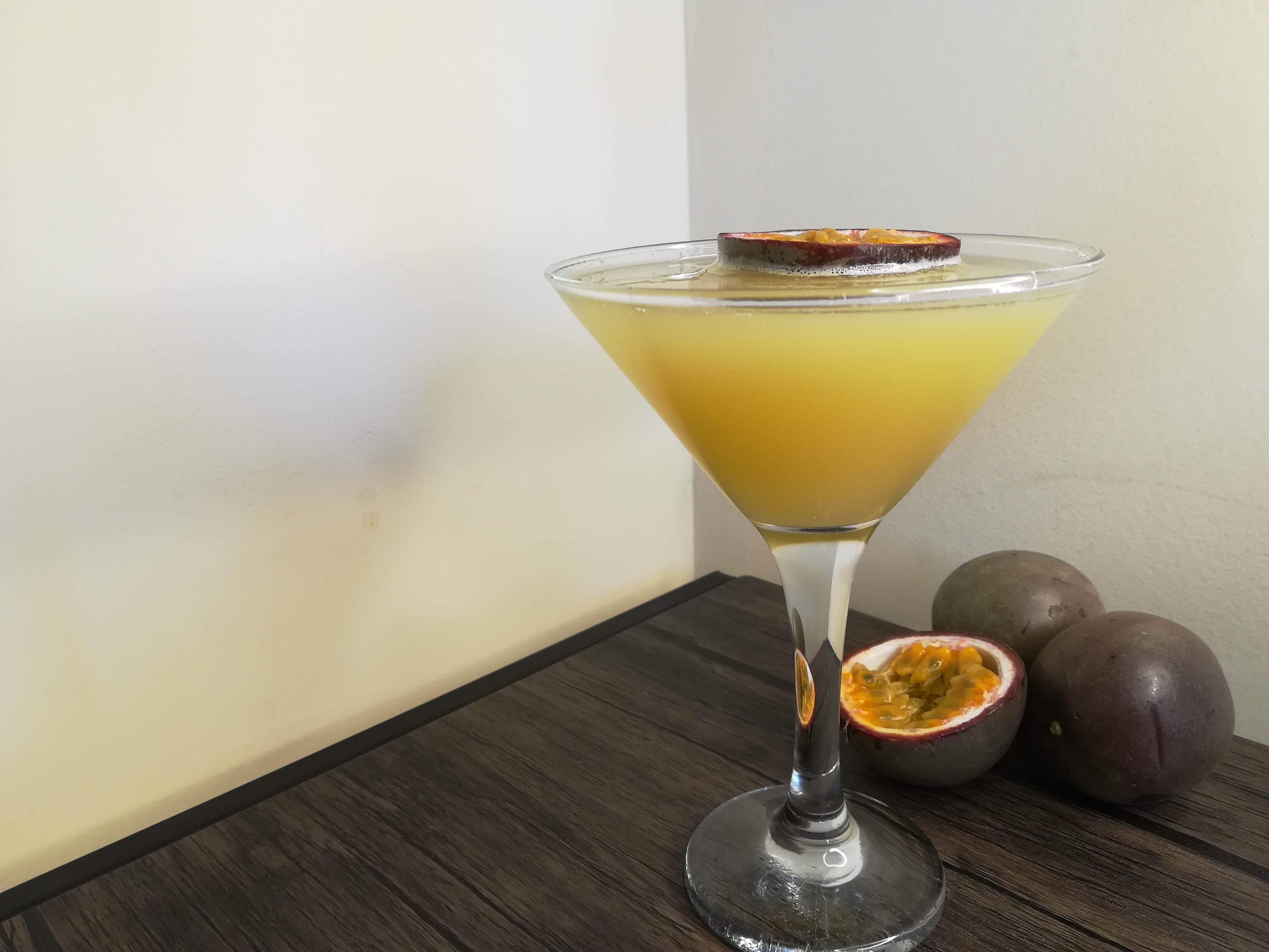 Easy NonAlcoholic Pornstar Martini Recipe! r/Mocktails