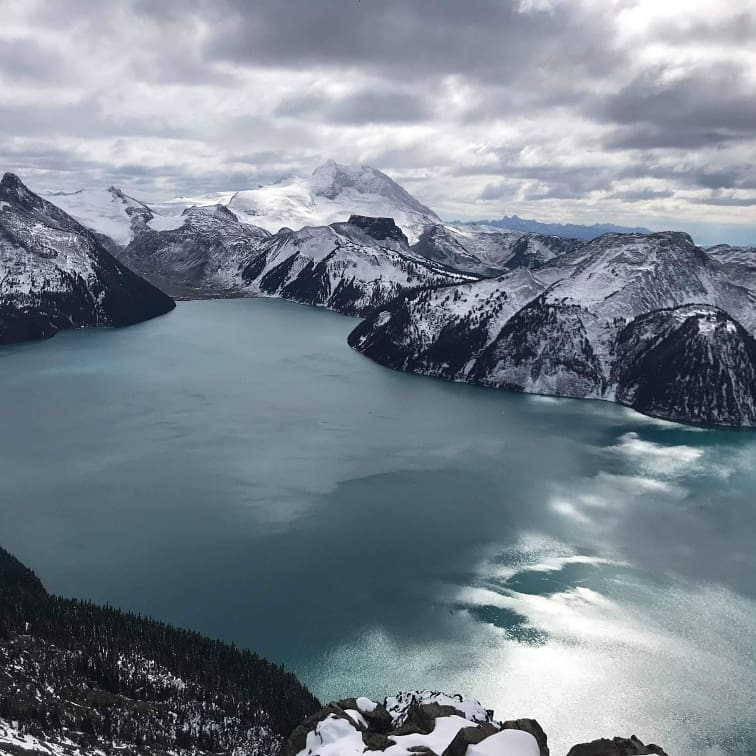 32.1 km roundtrip to Panorama Ridge Trail, with a final view on