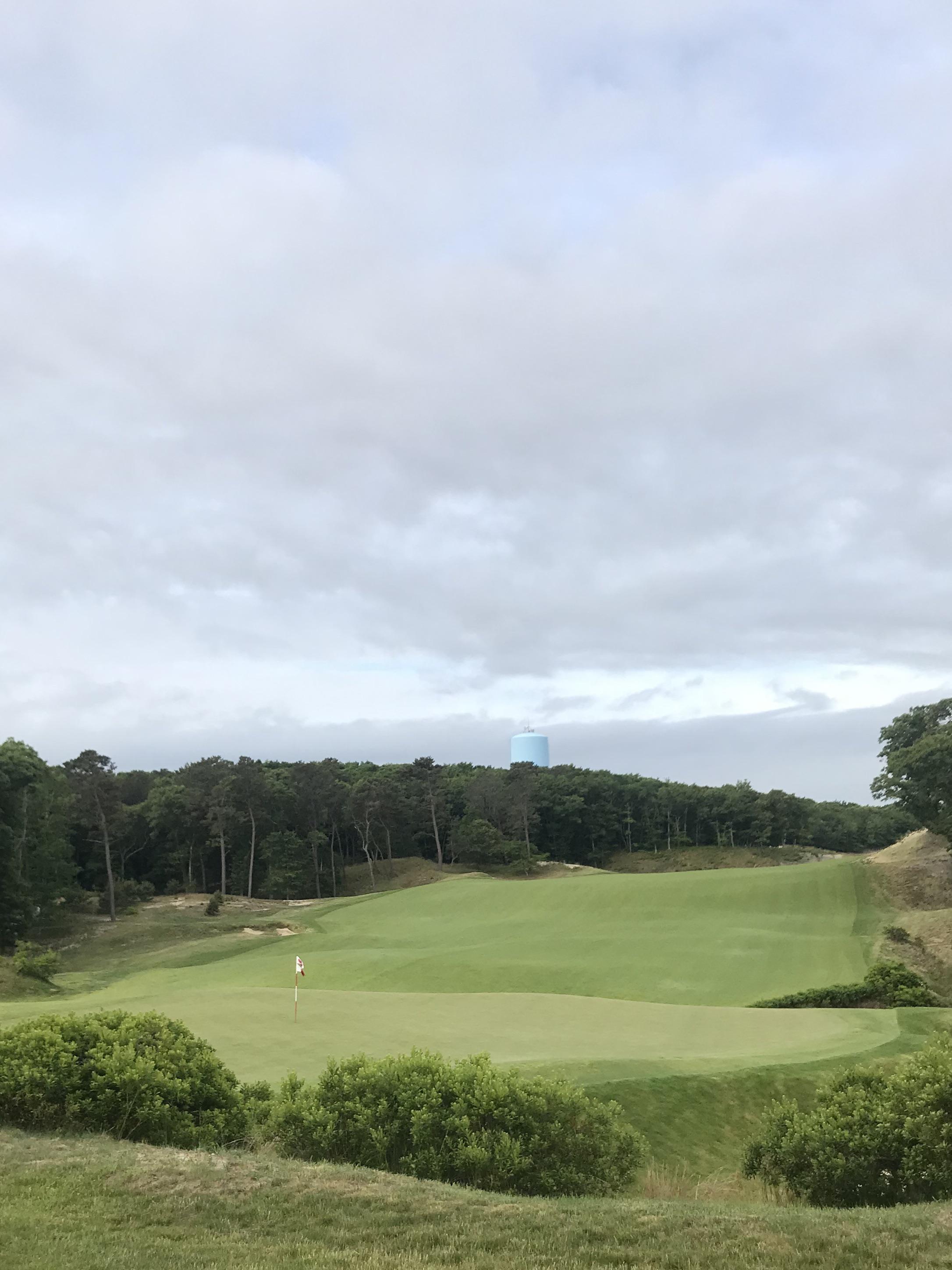 View from the Clubhouse of 18 at Friar’s Head r/golf