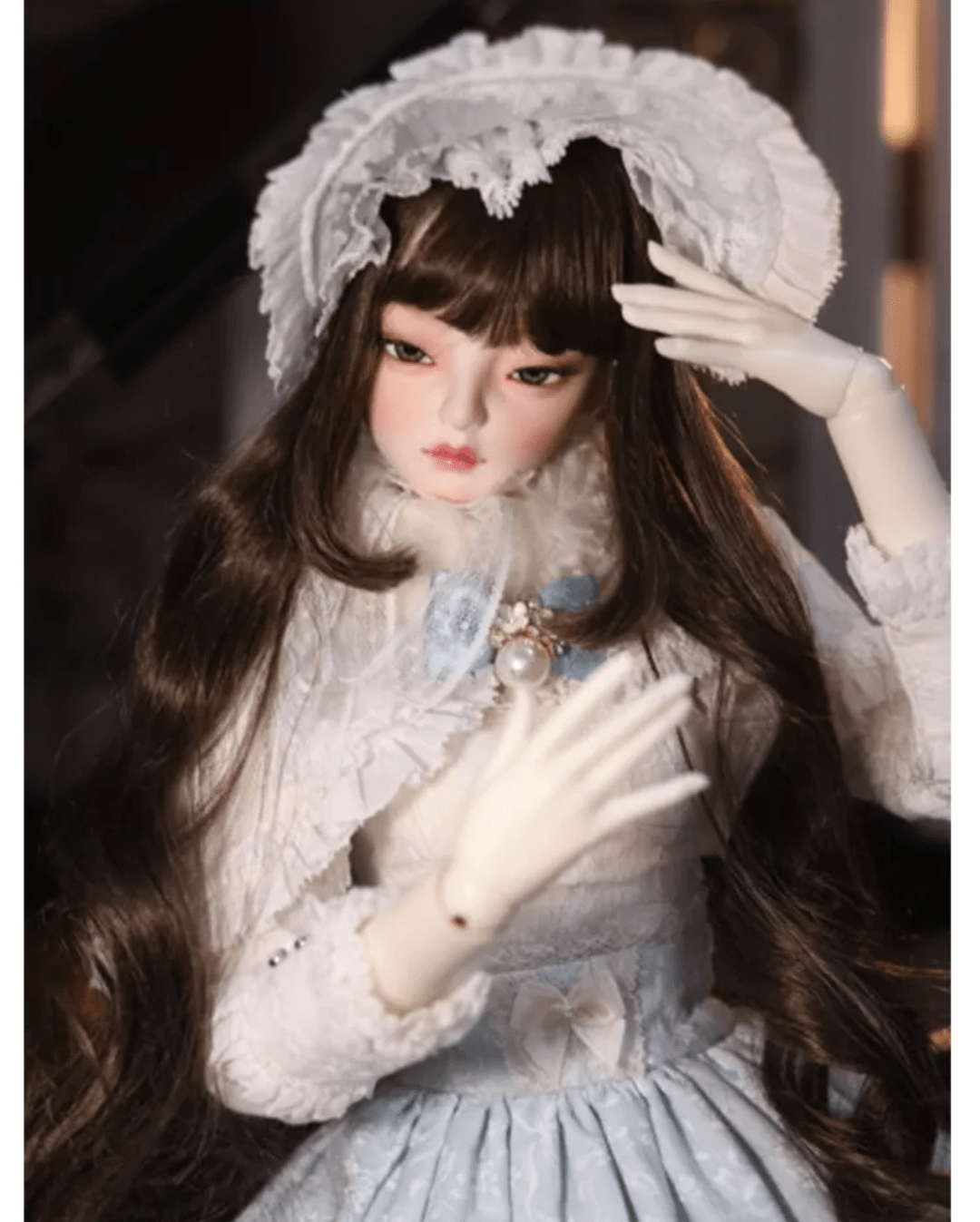 Anyone know what doll this is? I've never seen a semirealistic Asian