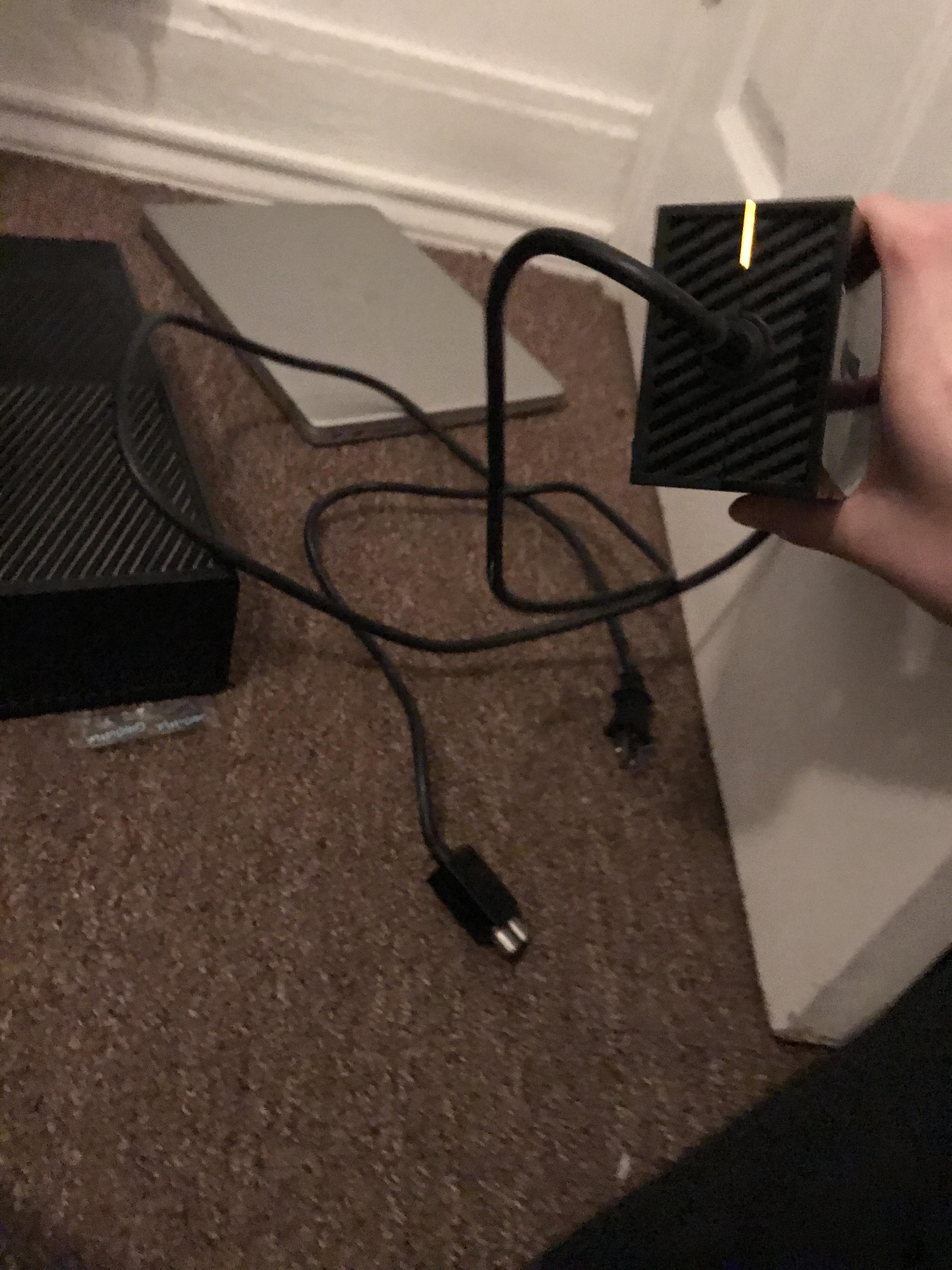 How do i fix this my xbox power brick is orange even if its