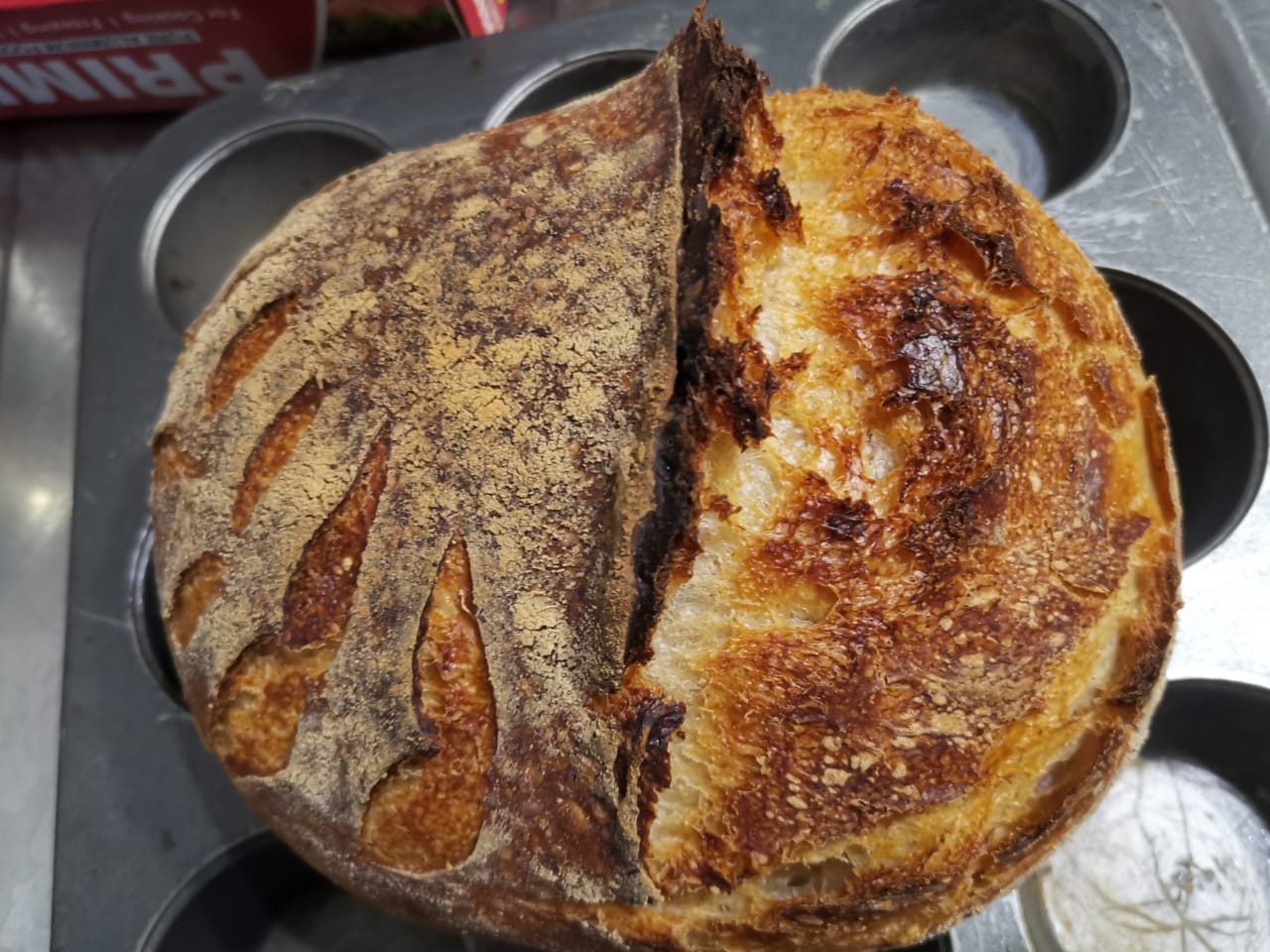 Finally a loaf worth showing off! r/Sourdough