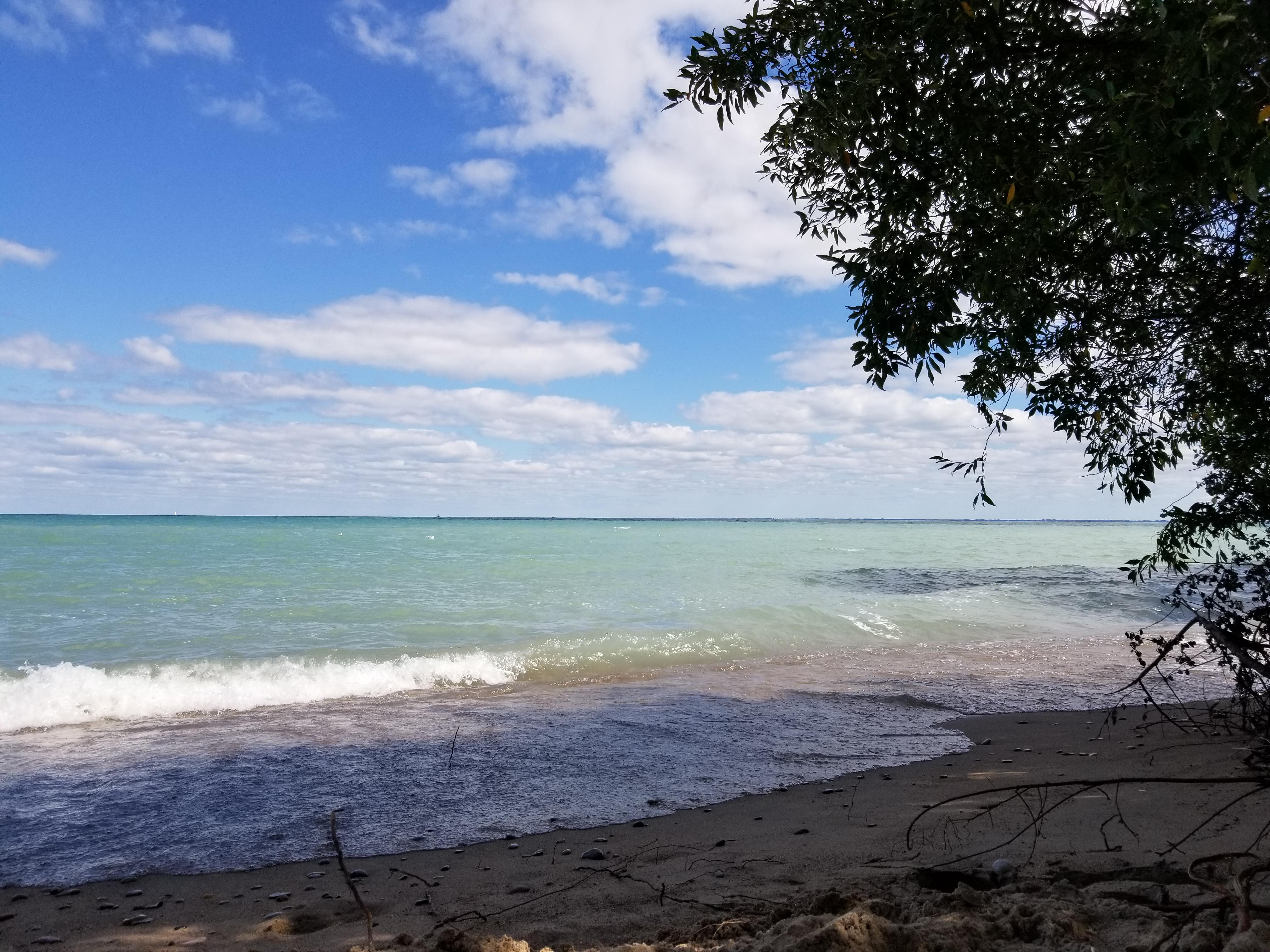 Lake Erie. Michigan. [oc] [4032×3024] abigwideworld