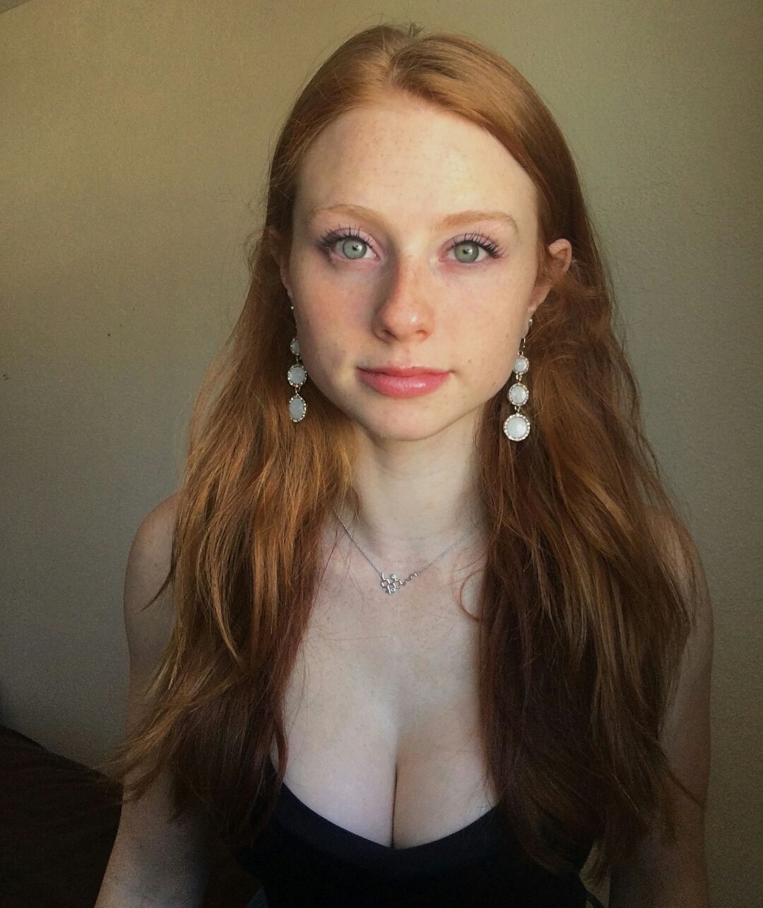 Savannah Rose : RedheadBeauties
