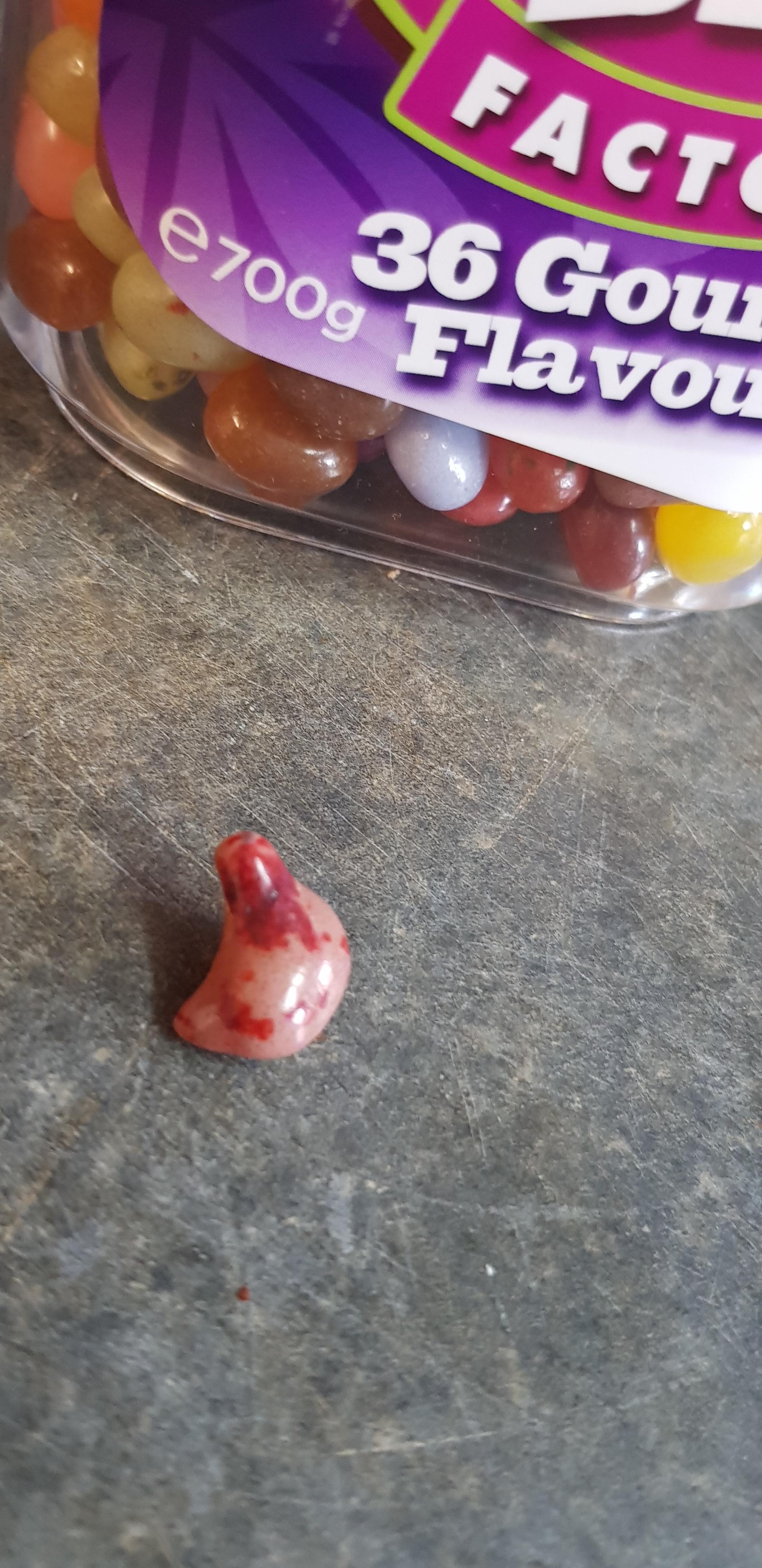 This jelly bean looks like a human stomach r/mildlyinteresting