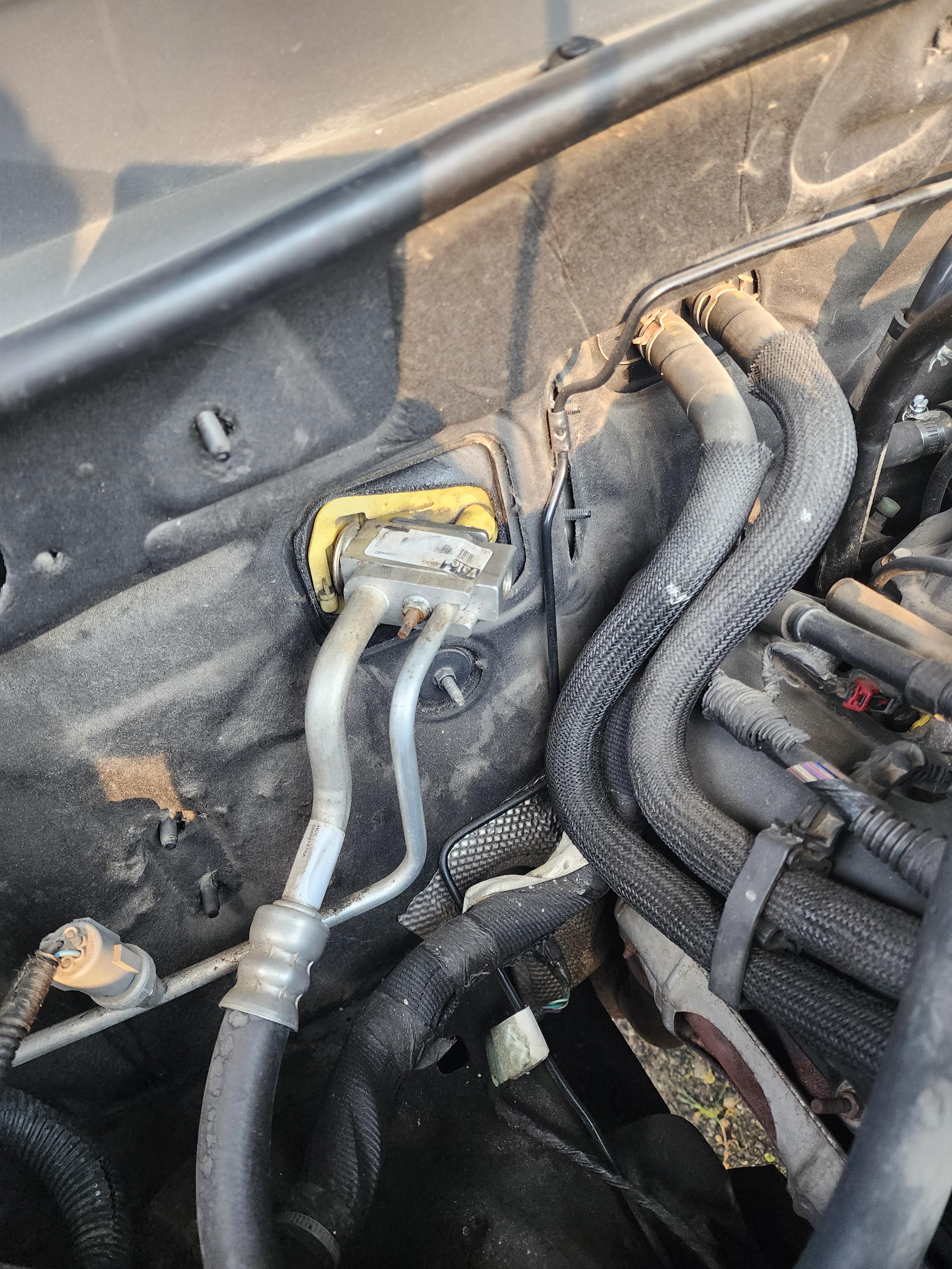 Jeep liberty ac expansion valve r/MechanicAdvice