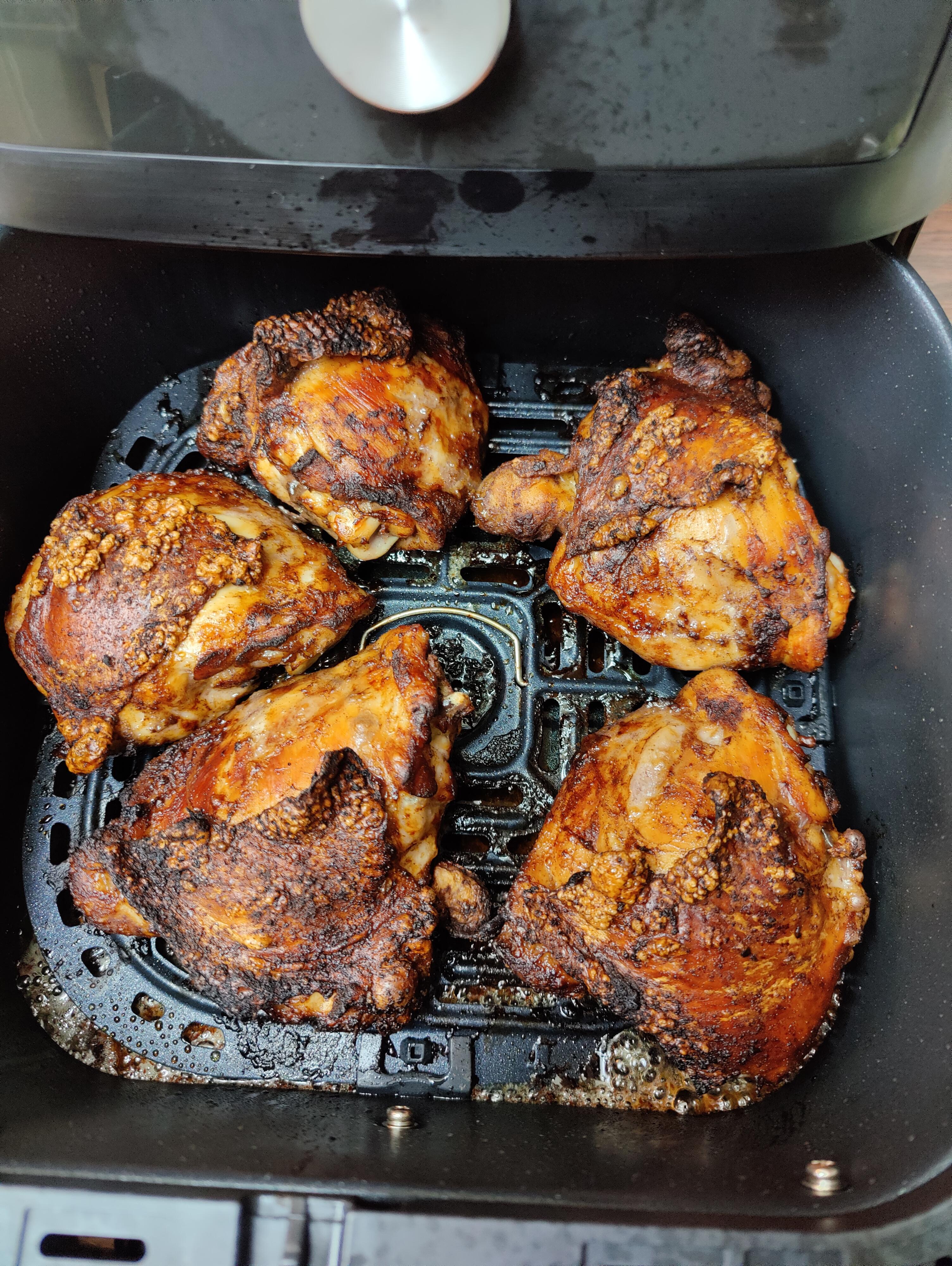 Garlic soy chicken as a first meal in the new air fryer. So damn good