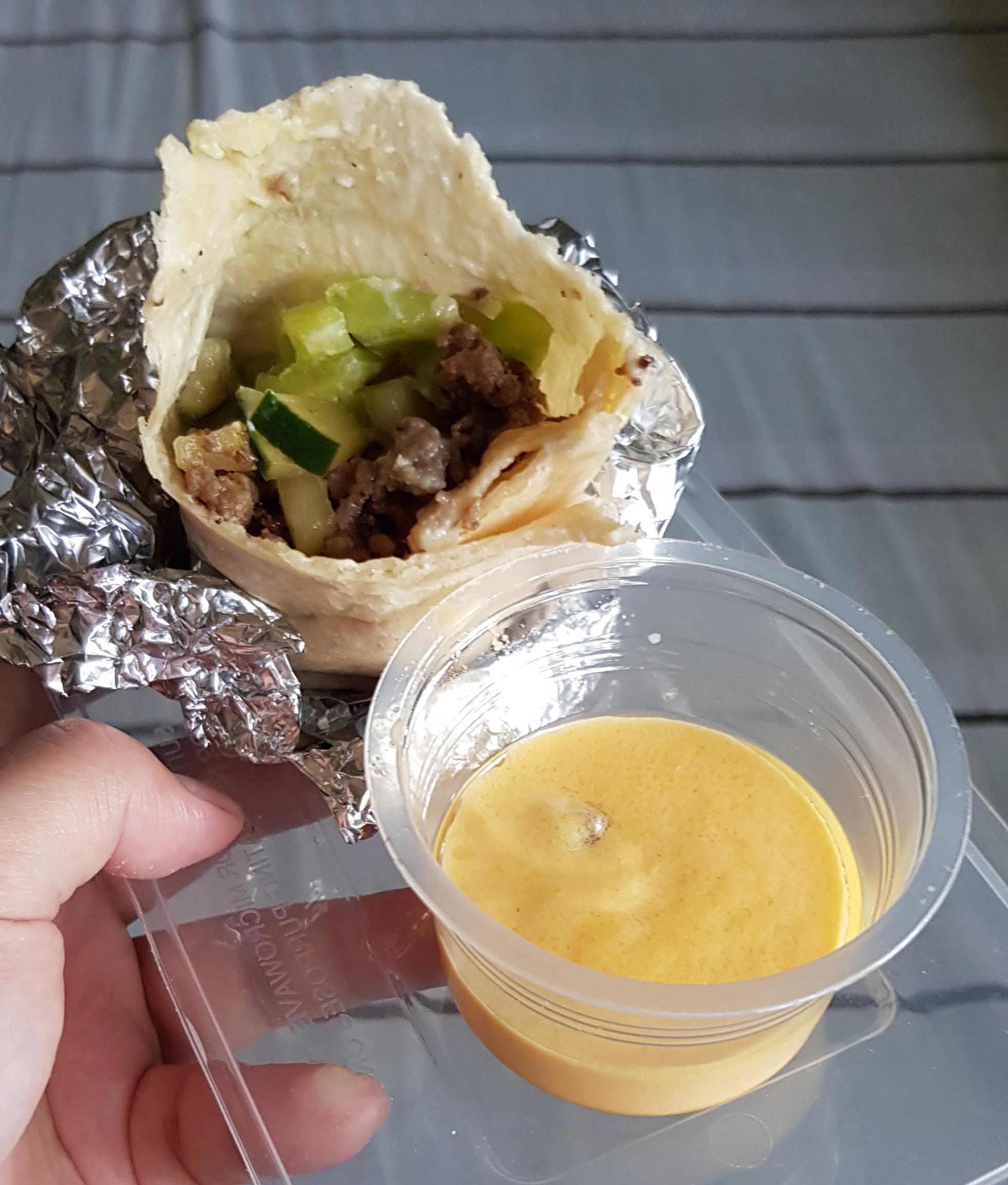 Generous beef filling, thick and garlicky sauce, uses real mozzarella