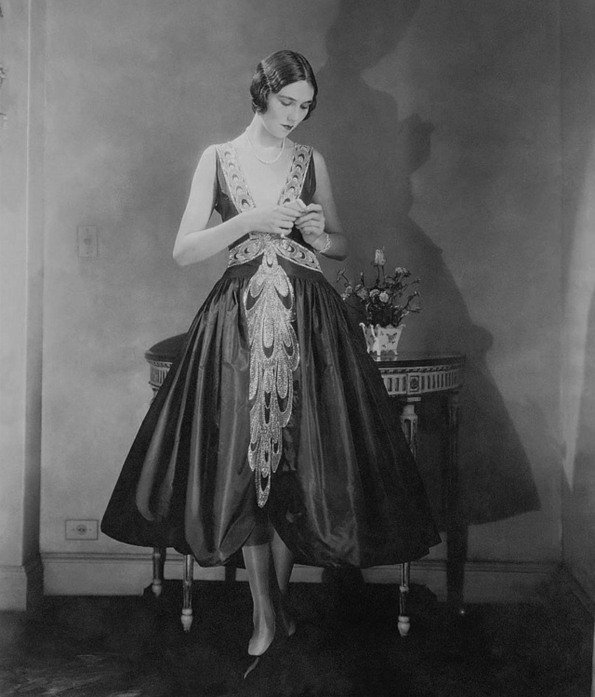 Joan Clement in Lanvin's robe de style photographed by Edward Steichen