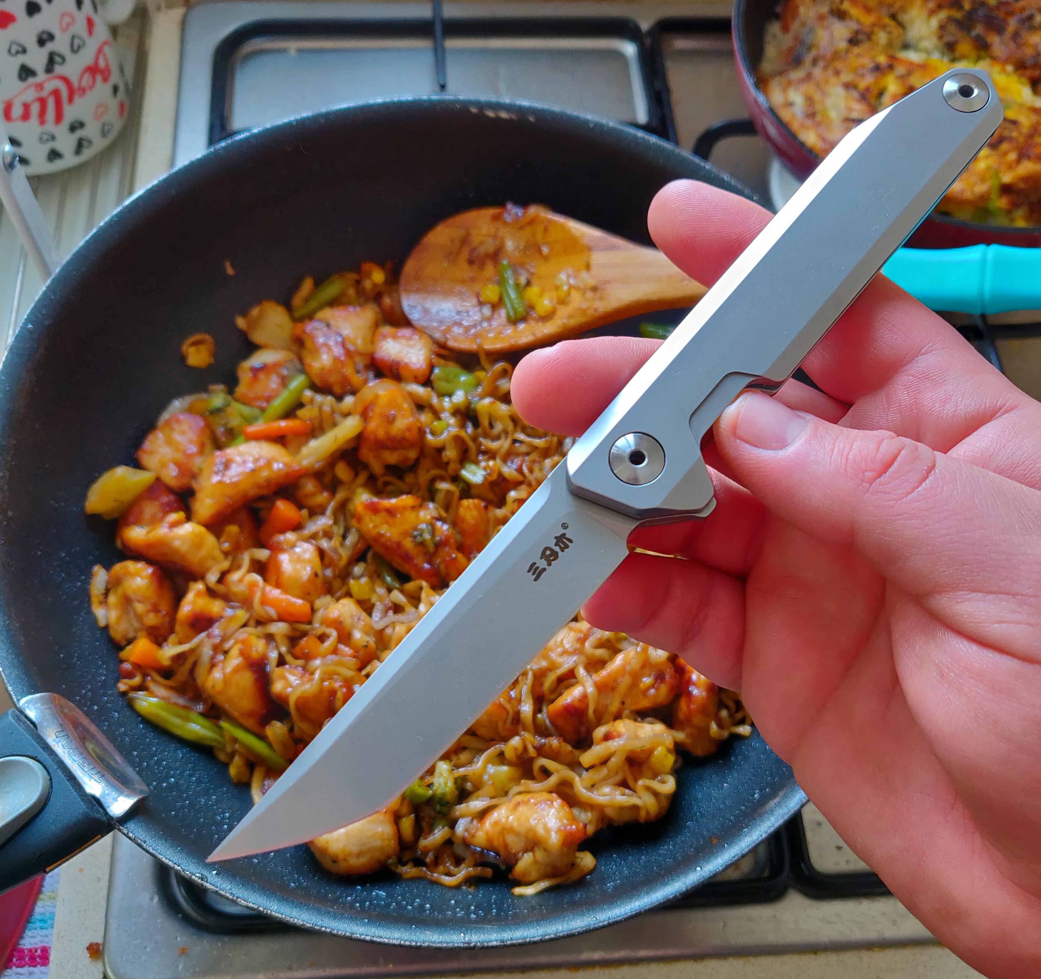 Asian food, Asian knife. Sanrenmu 1161. r/chineseknives