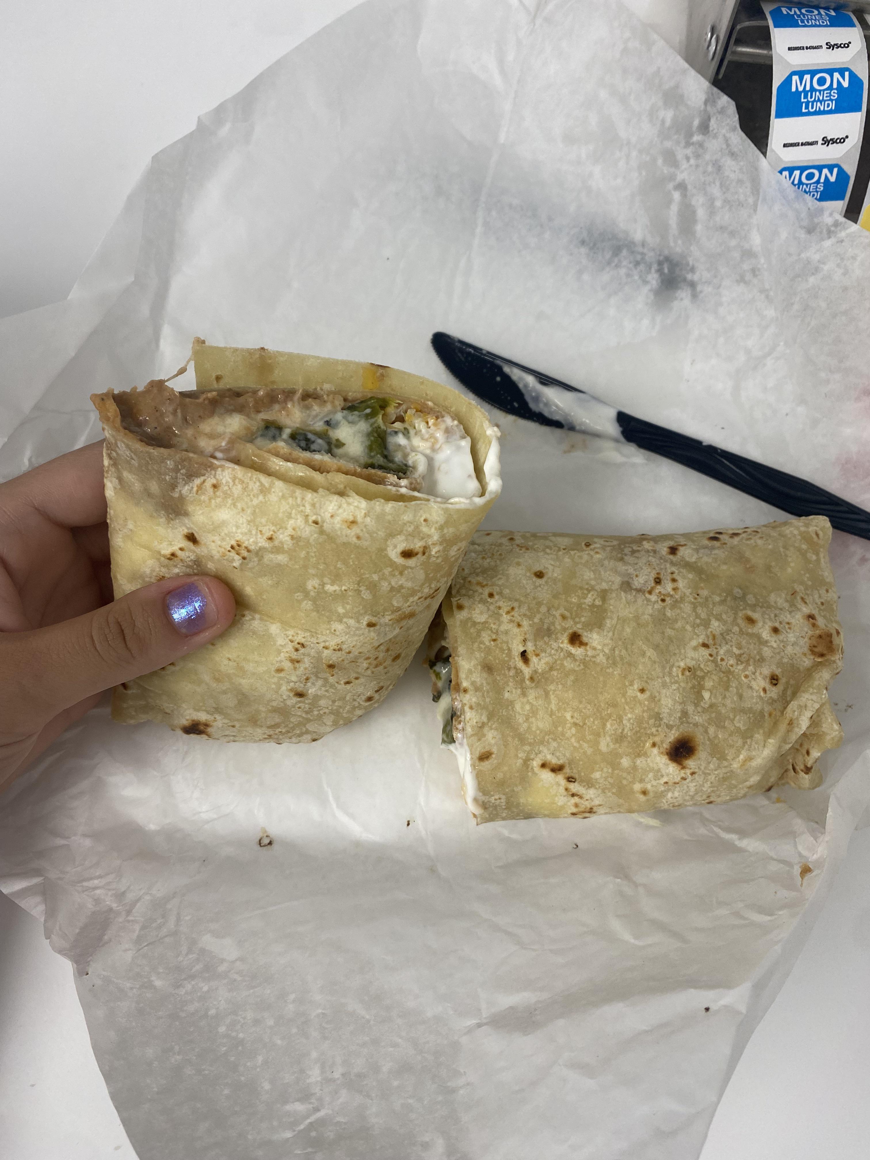 Calories in Chile Relleno burrito? Seems to have beans, cheese, sour