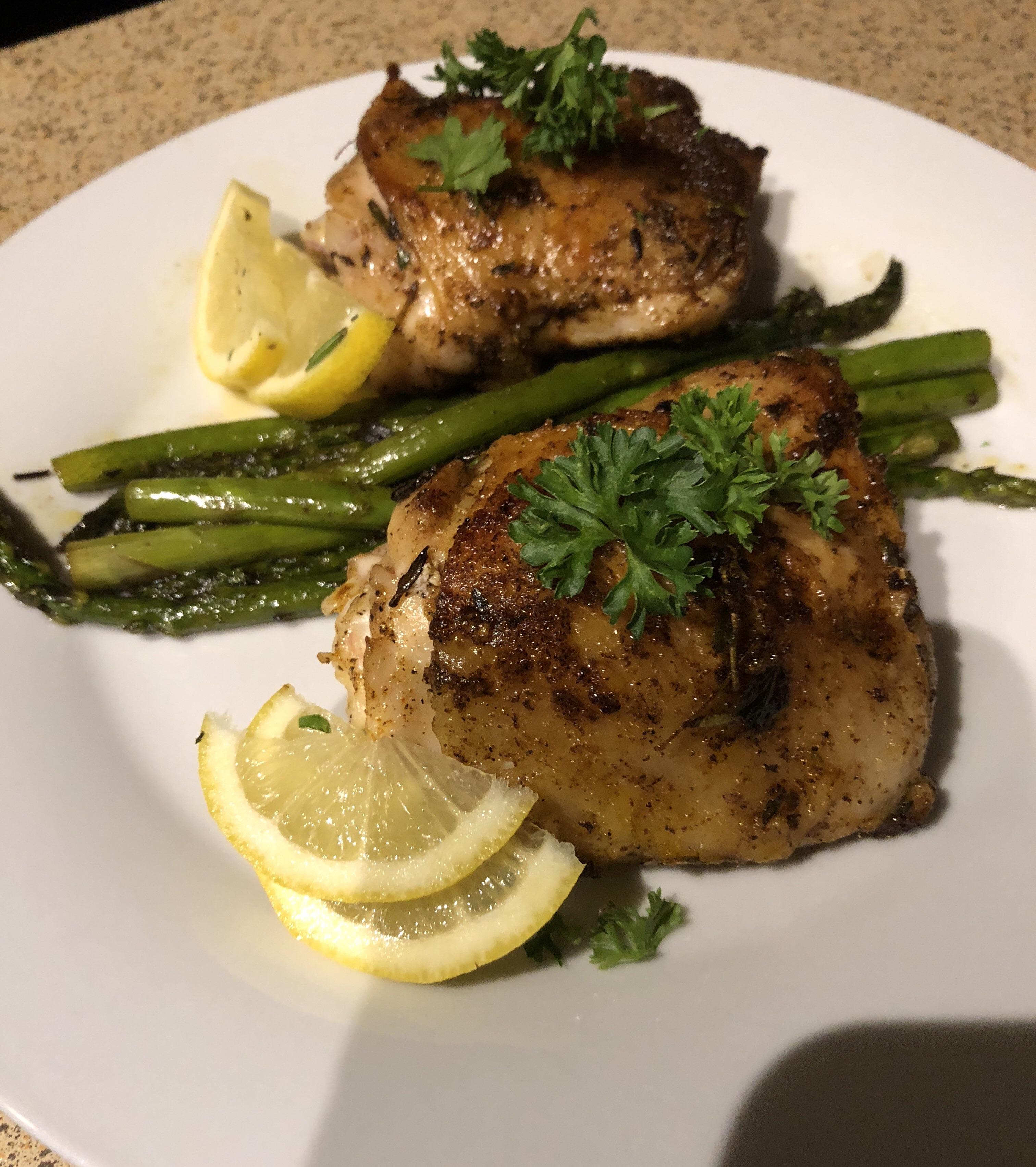 Buttery Garlic Herb Chicken With Asparagus r/ketorecipes