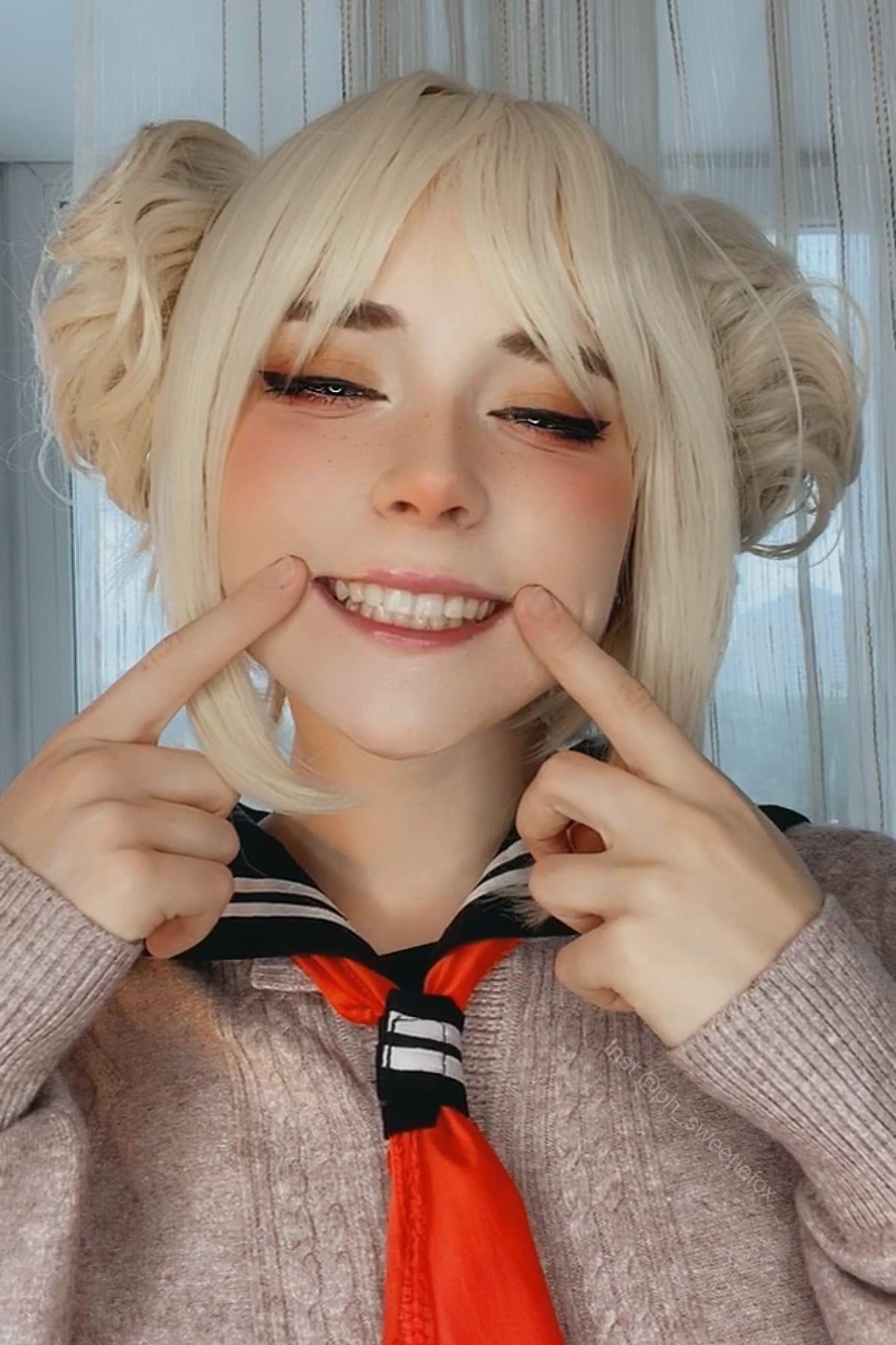 Himiko Toga by SweetieFox r/CosplayNation