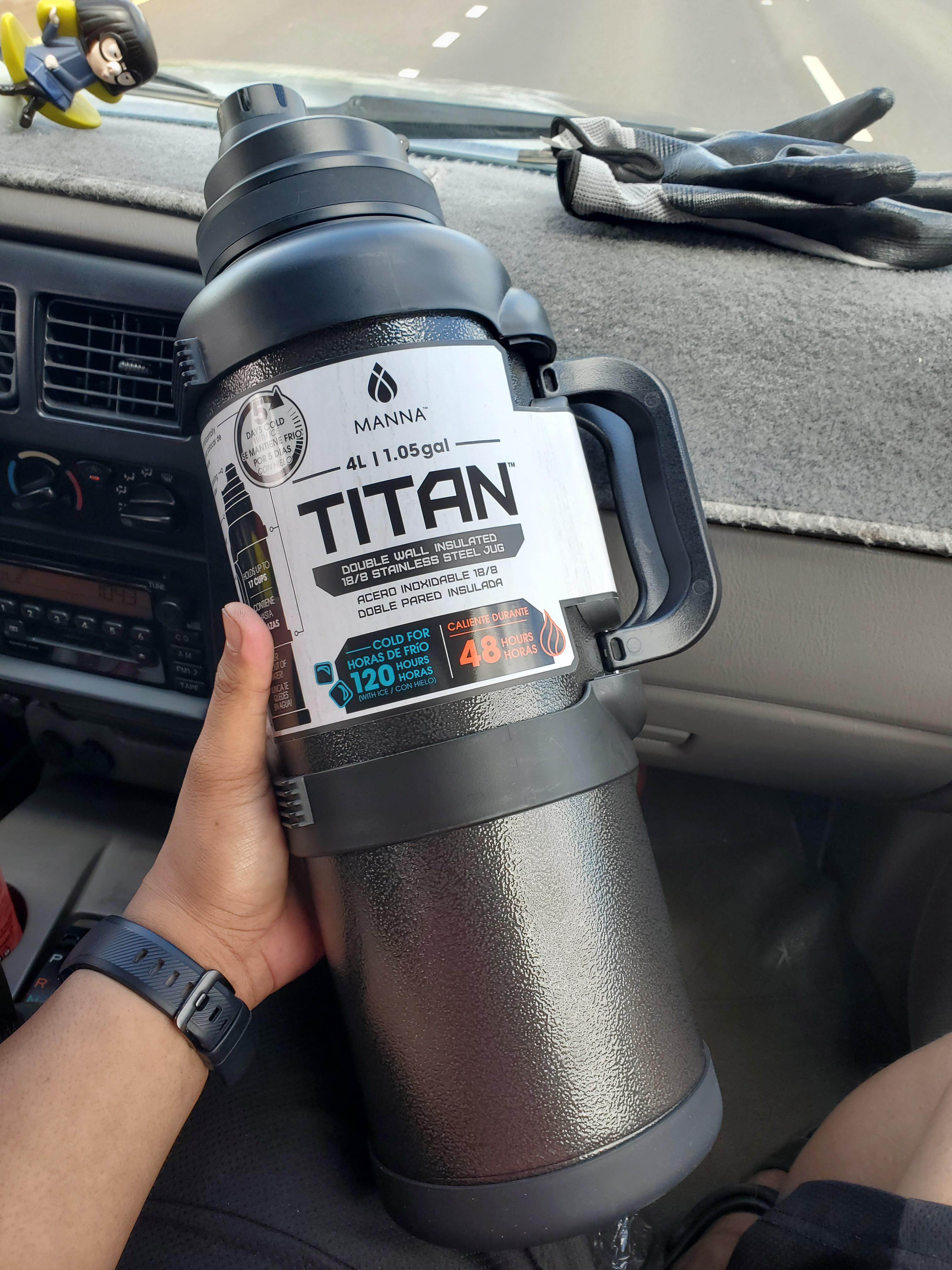 Absolute Unit of an insulated water bottle from home depot. 4L(1