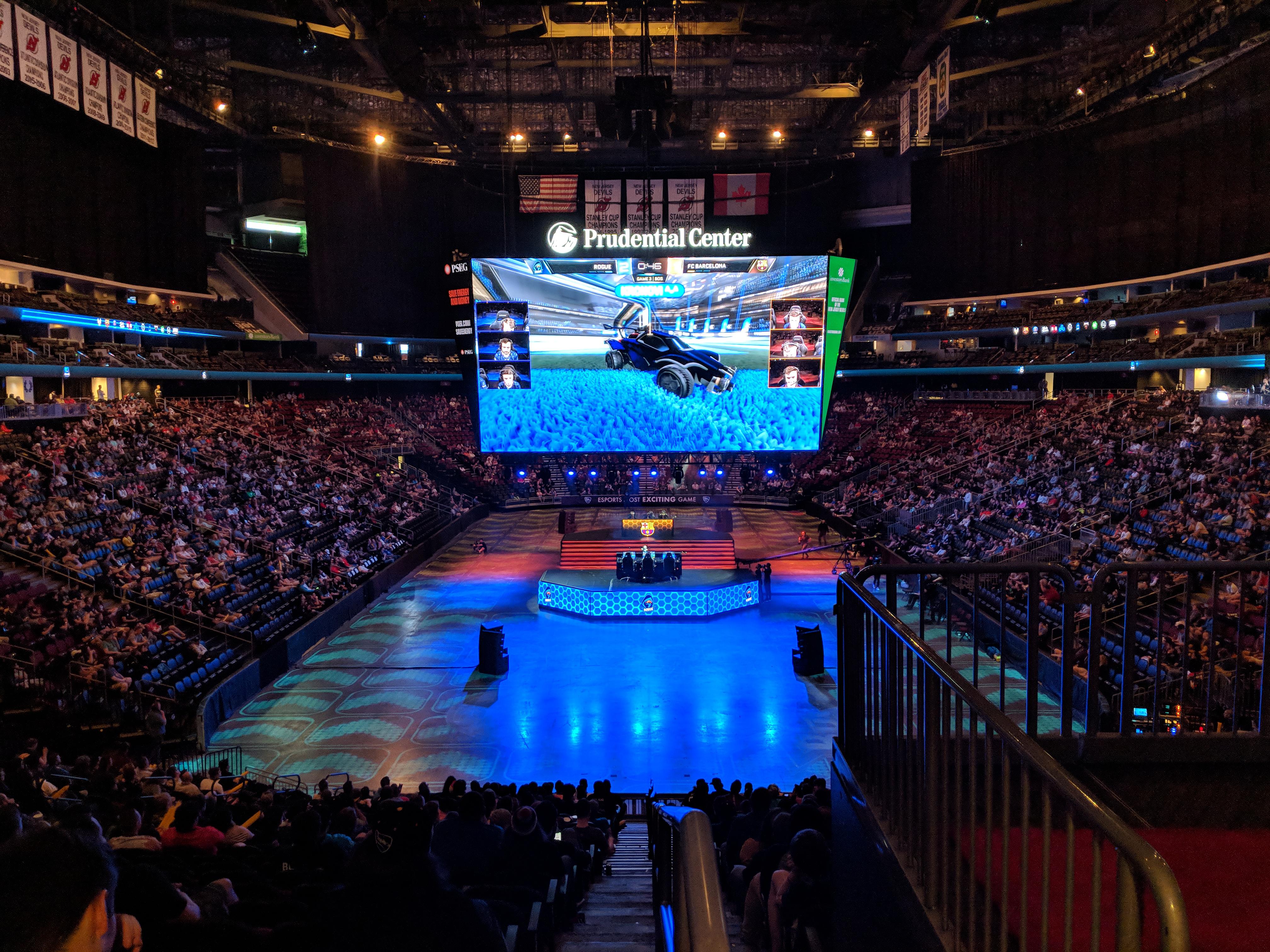 Crowd today at RLCS! r/RocketLeagueEsports