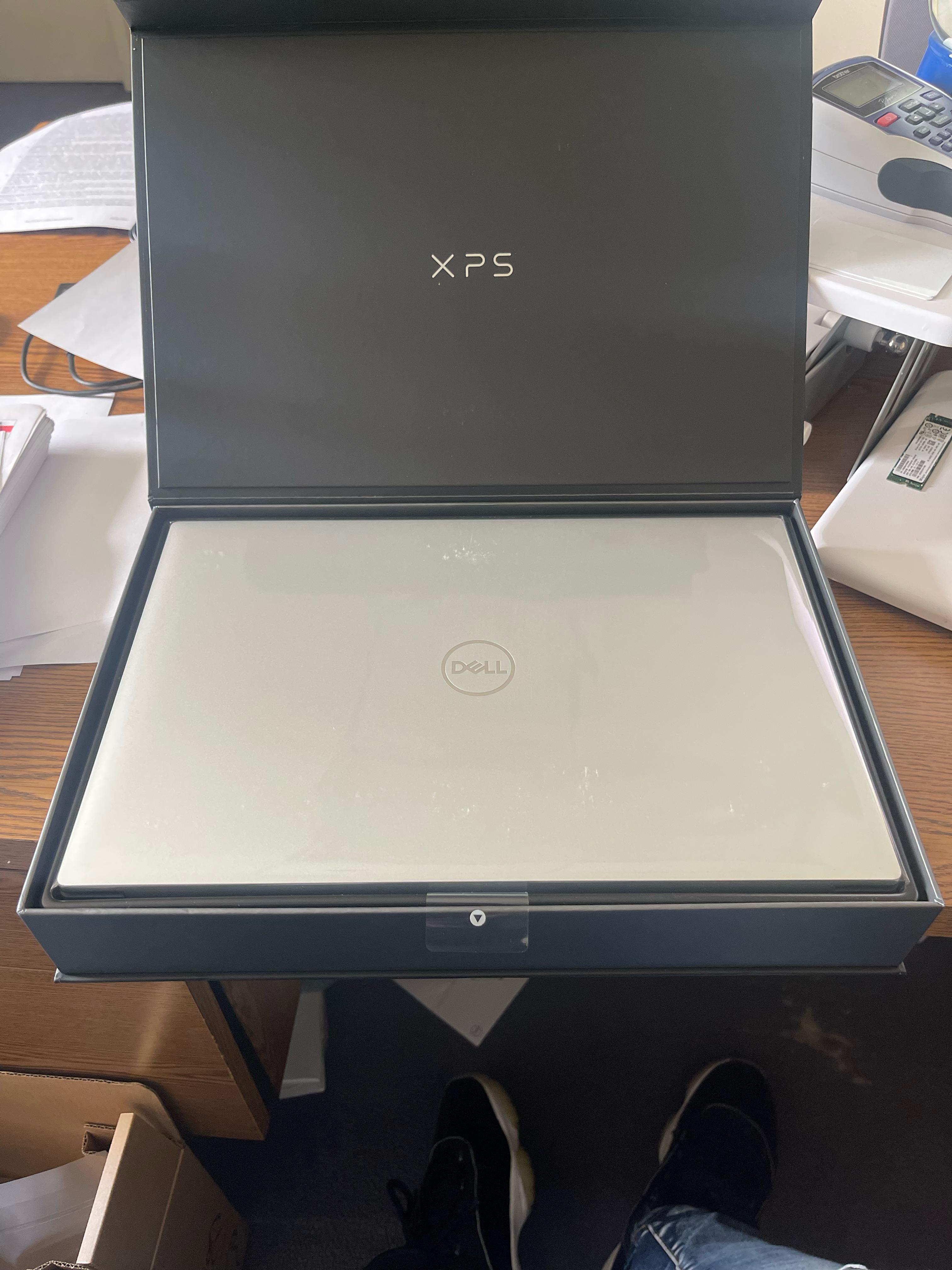 Just received my XPS 15 9520 OLED early from Dell with i9/64gb/2TB