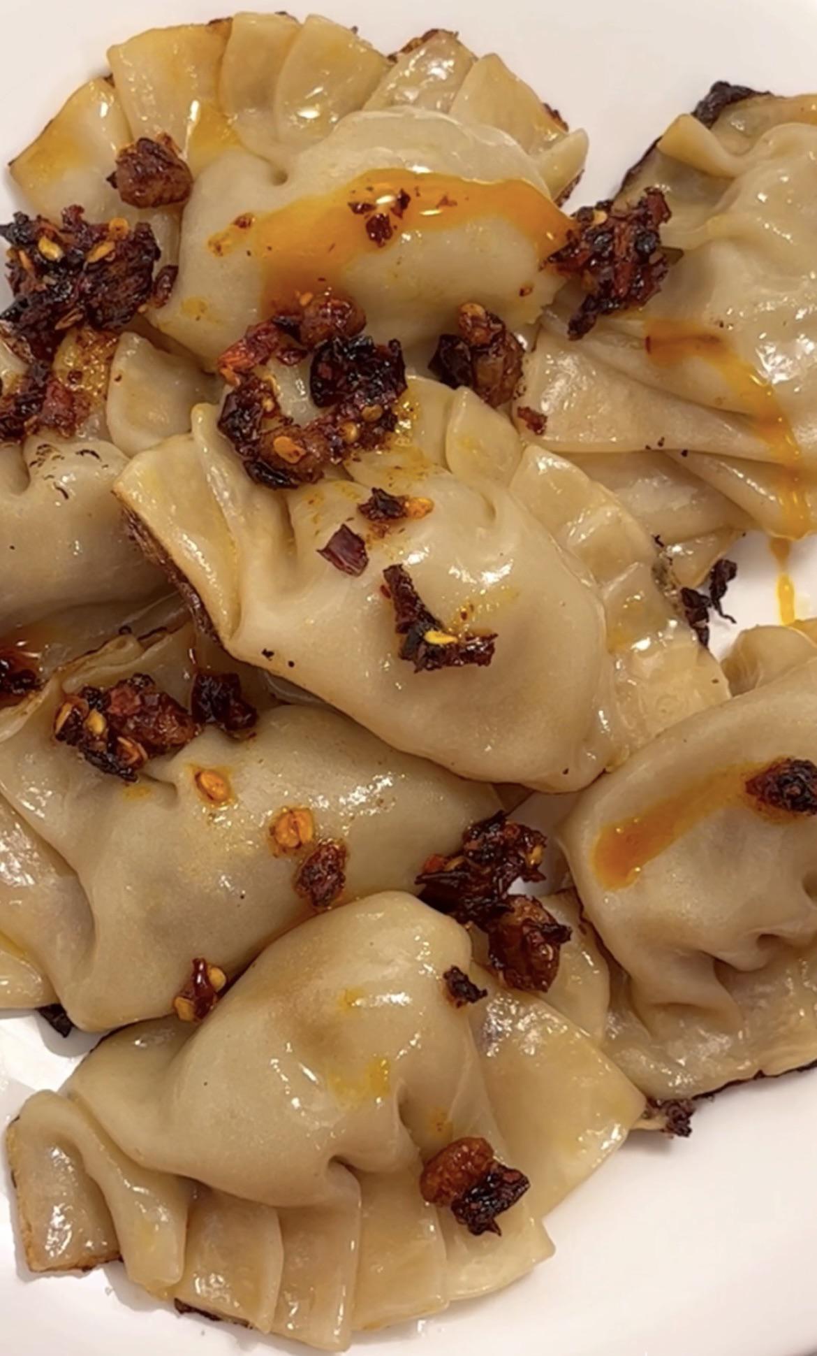 [homemade] Chili Crisp Dumplings r/food