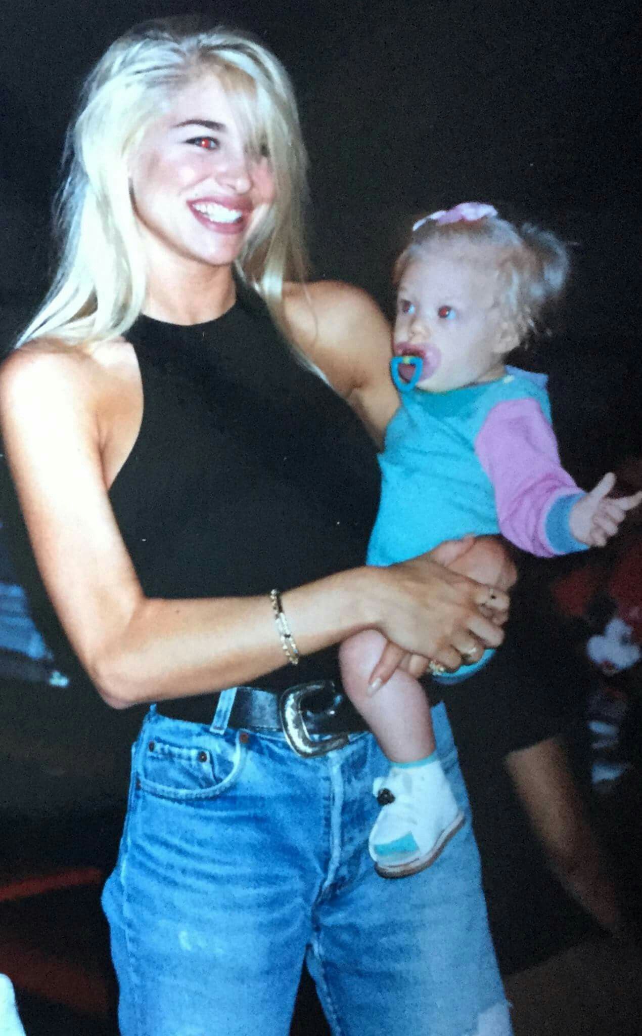 Bobbie Brown Taylar Jayne Lane