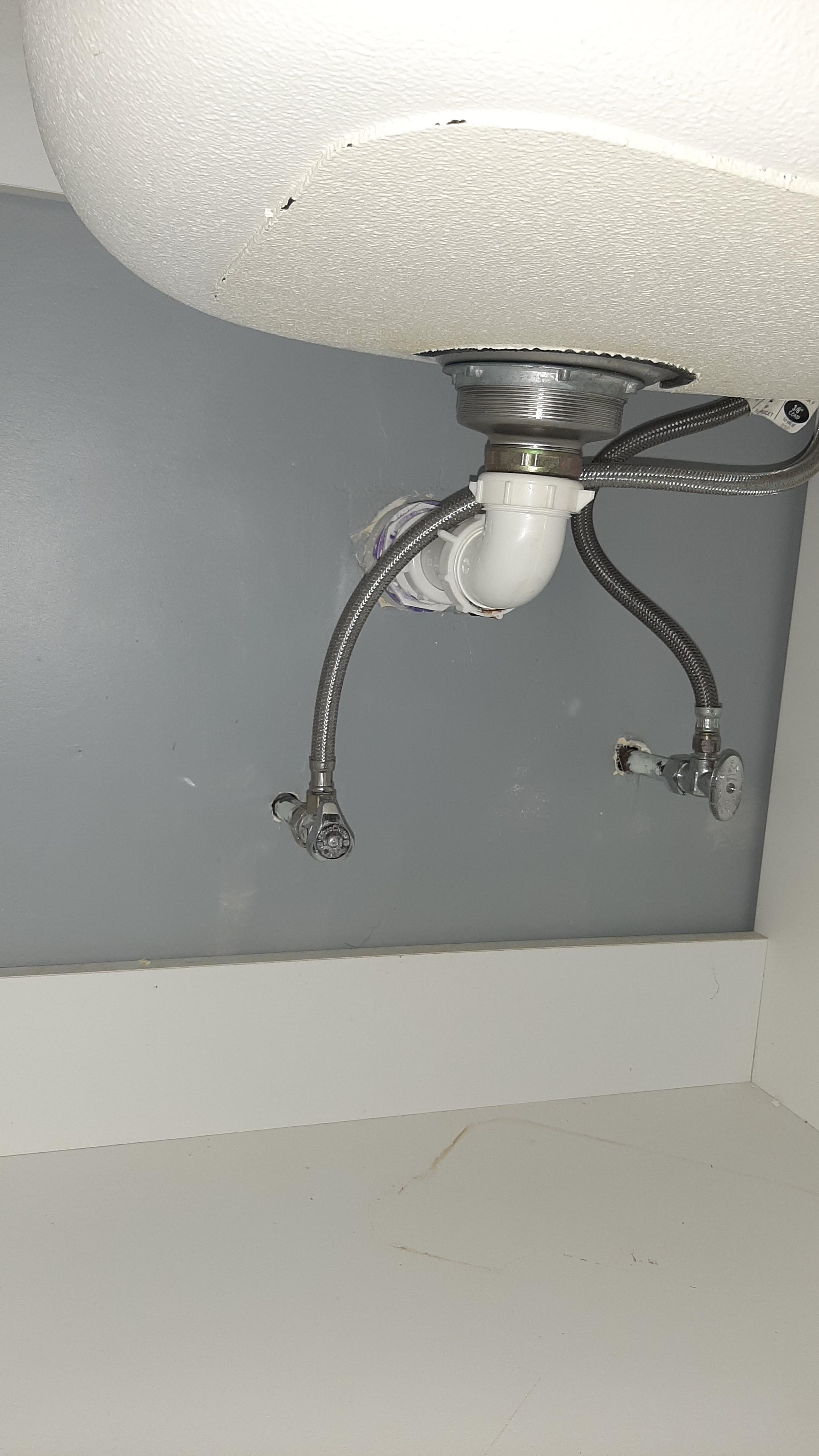 "Smells like sewer sometimes and drips a little." r/Plumbing